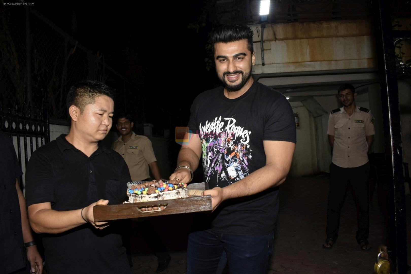 Arjun Kapoor's birthday party in his juhu residence on 27th June 2018