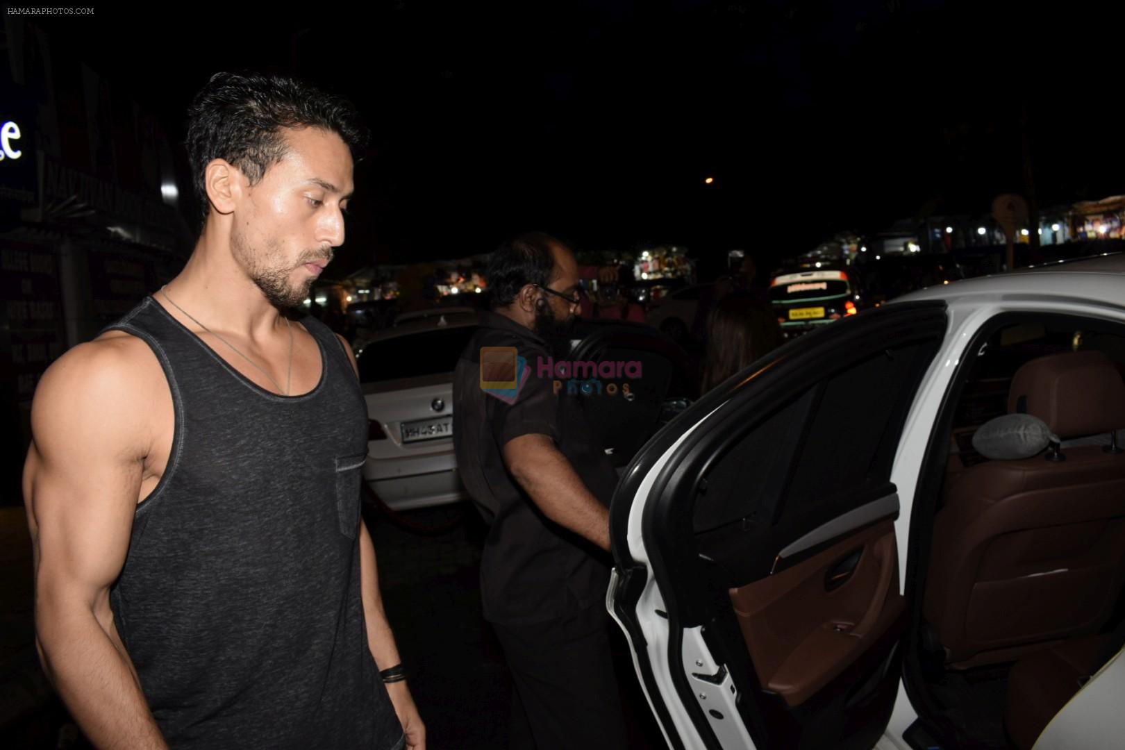 Tiger Shroff Spotted at Bastian In Bandra on 7th July 2018