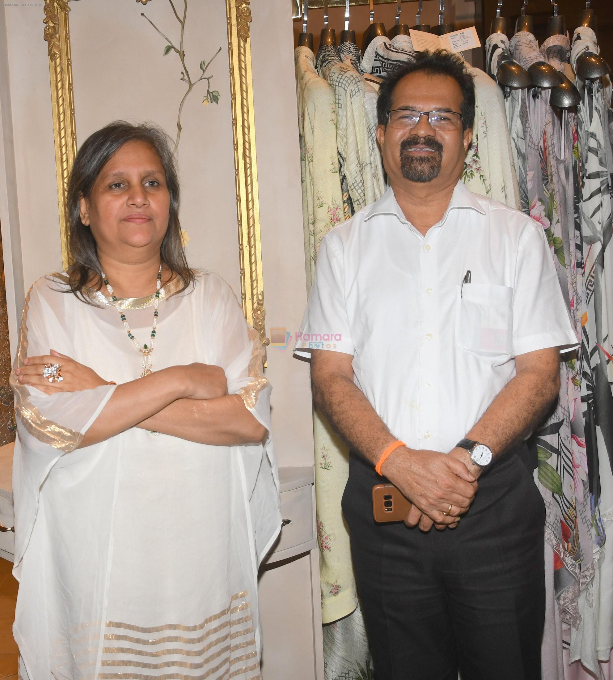 Sulakshana Monga with Vishwanath Mahadeshwar (Mayor Mumbai) at The Launch Of New Brand & Designer Store SOLTEE on 21st July 2018