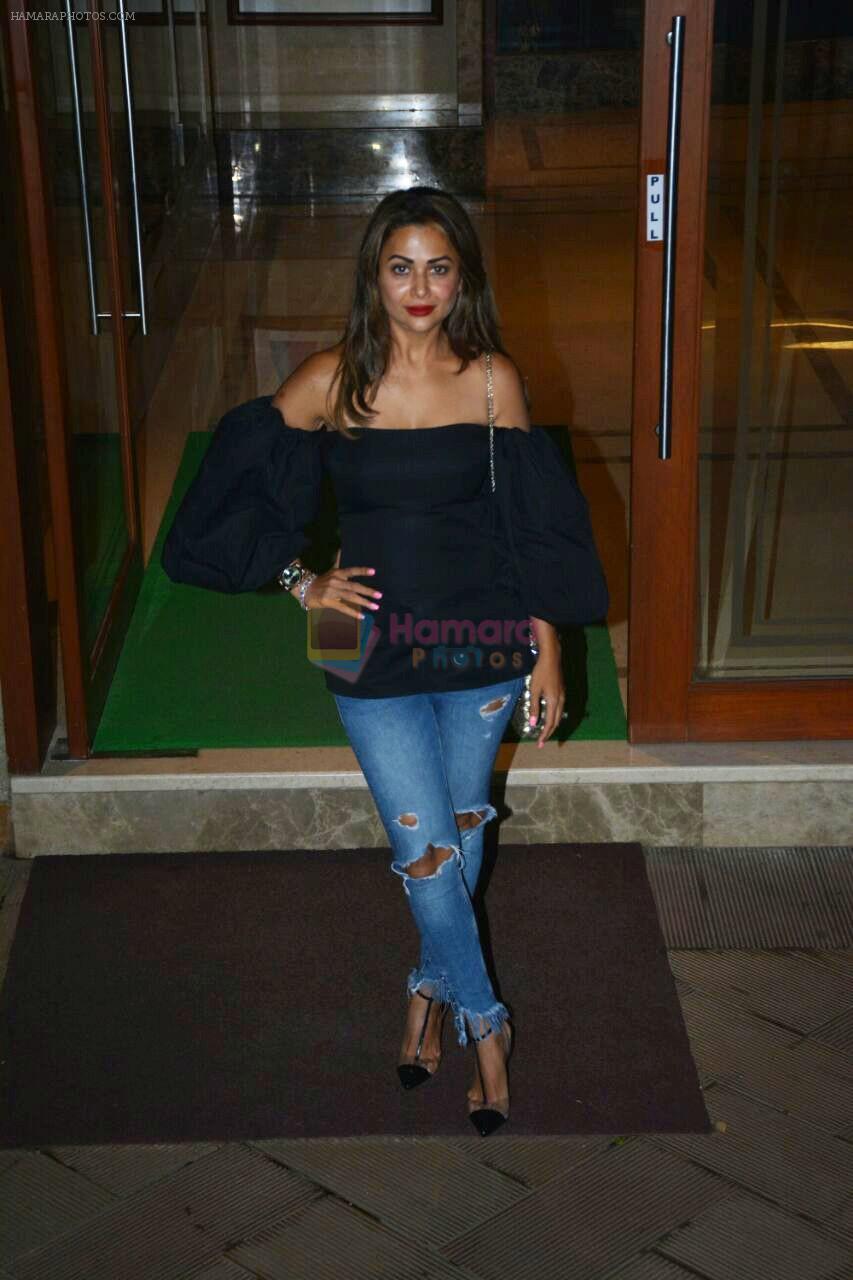 Amrita Arora at Sanjay Dutt's birthday party at his home in bandra on 28th July 2018