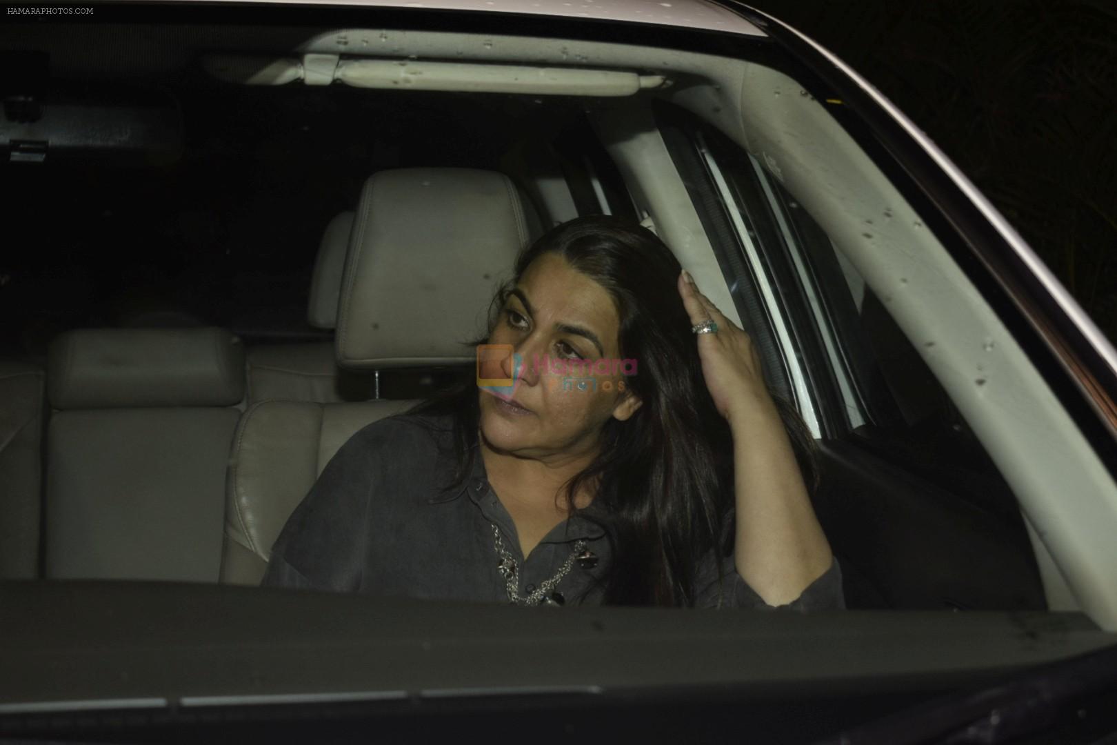 Amrita Singh at Sara Ali Khan's birthday celebration at juhu on 12th Aug 2018