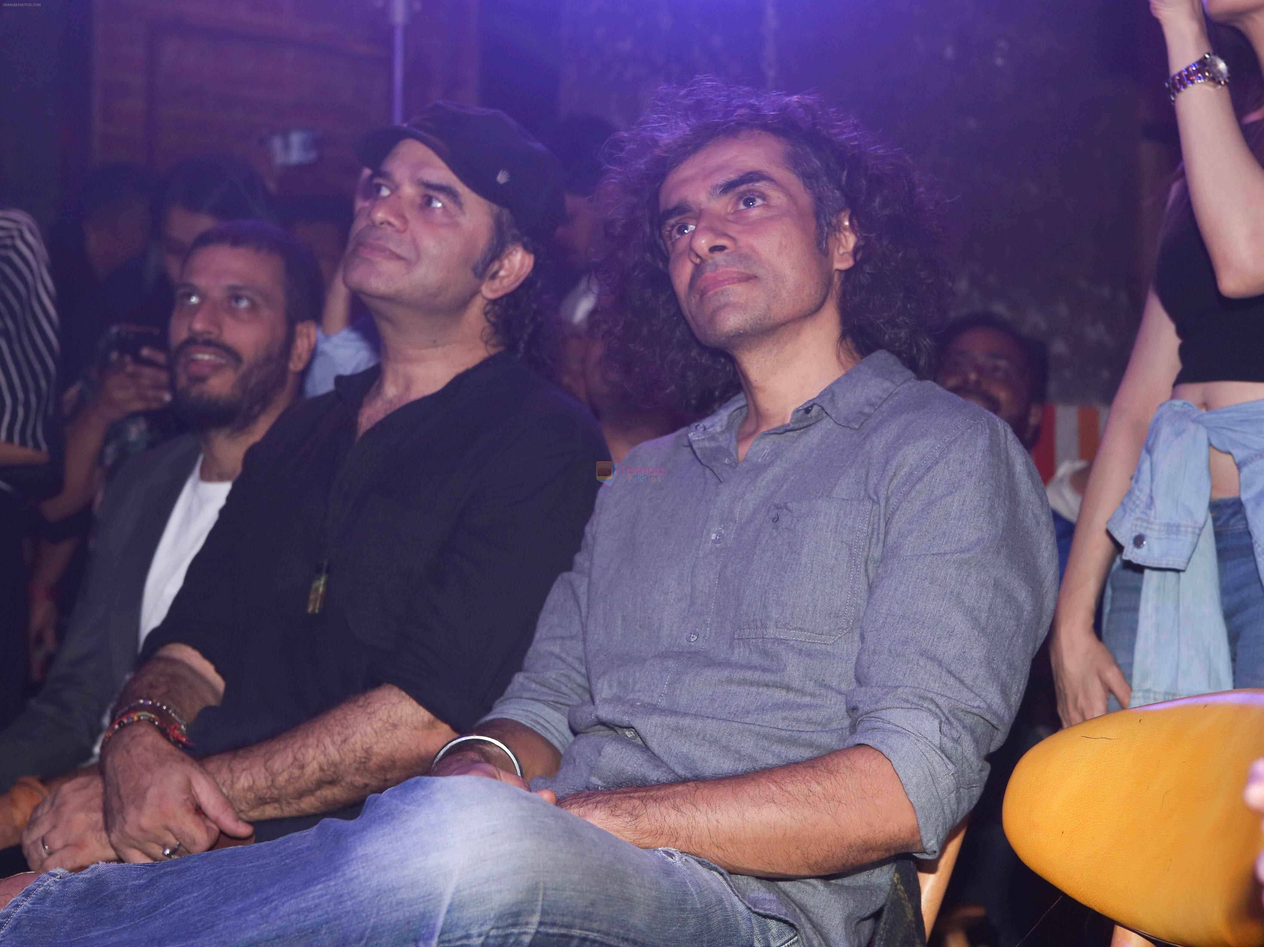 Imtiaz Ali, Mohit Chauhan at Laila Majnu Music Concert in Flyp In Kamala Mills ,Lower Parel on 29th Aug 2018