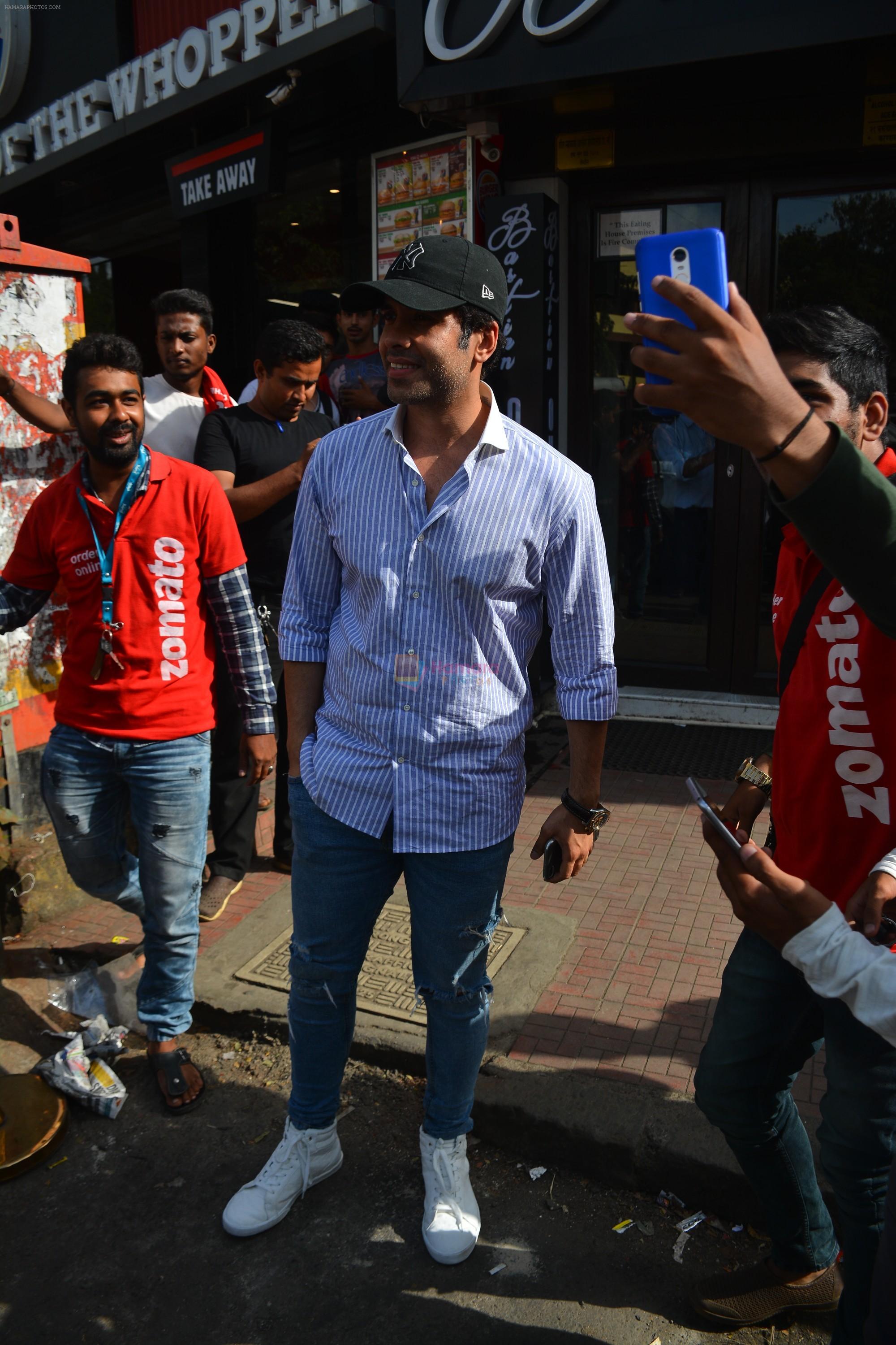 Tusshar Kapoor spotted at Bastian Bandra on 8th Sept 2018