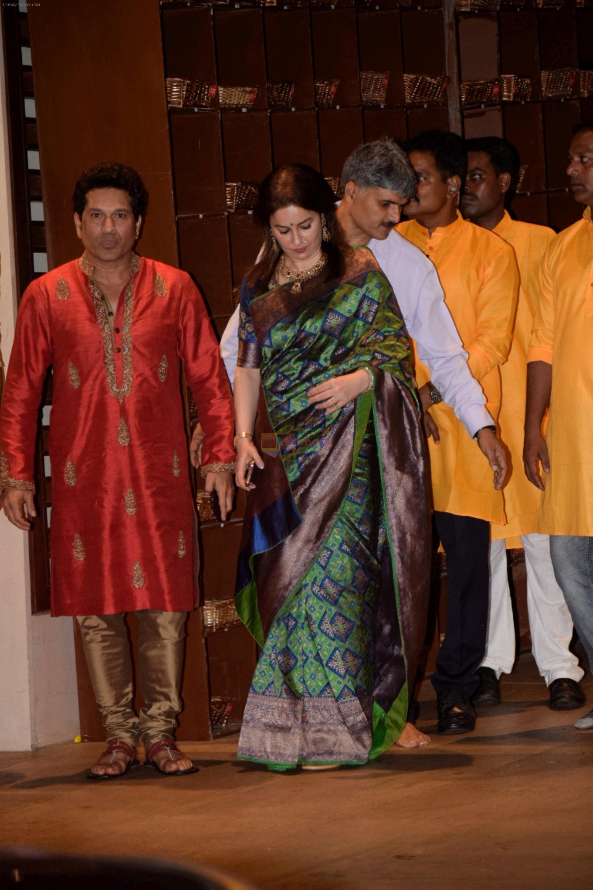 Sachin Tendulkar, Anjali Tendulkar at Mukesh Ambani's House For Ganesha  Chaturthi on 13th Sept 2018 / Sachin Tendulkar - Bollywood Photos, image size:2000x3000