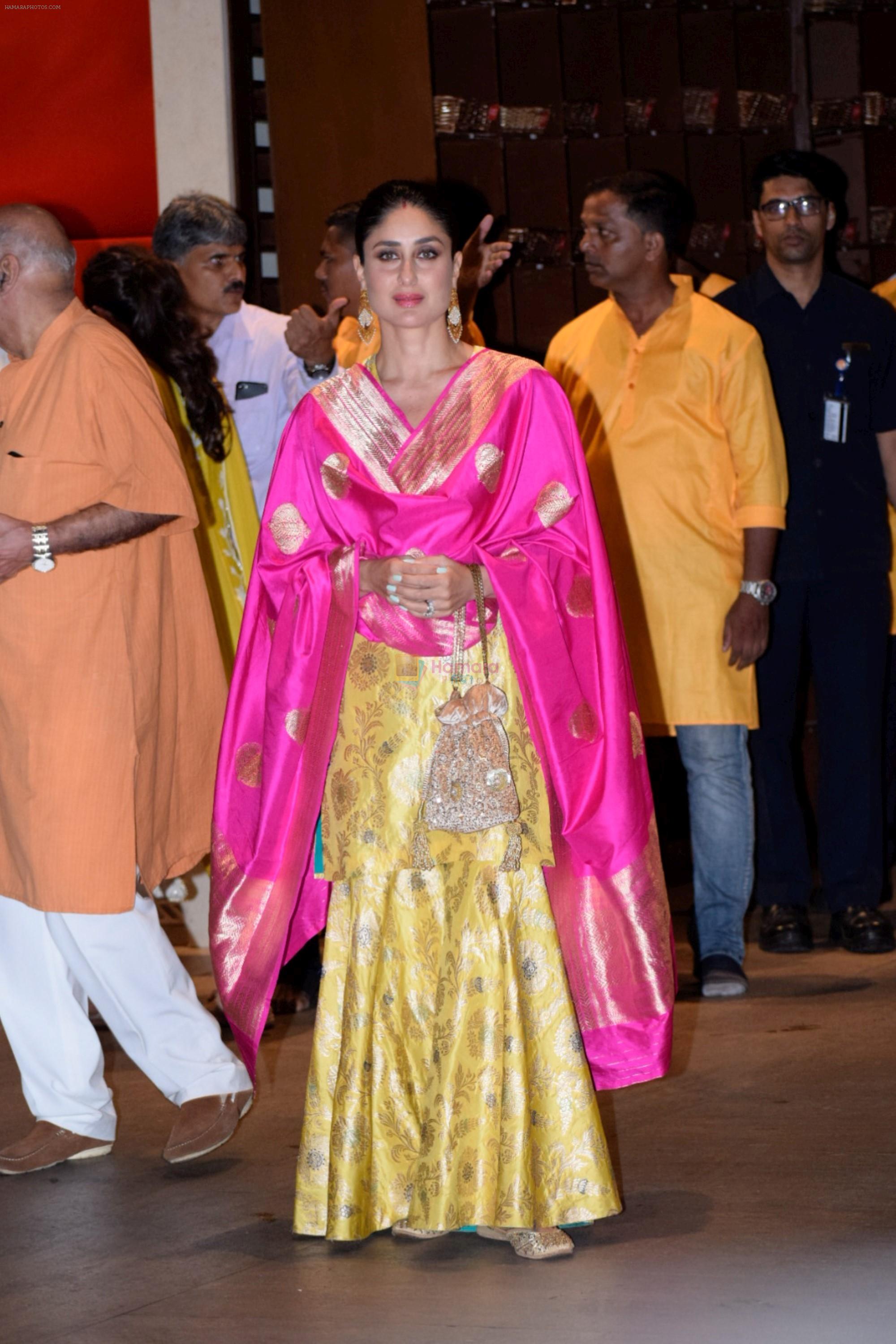 Kareena Kapoor at Mukesh Ambani's House For Ganesha Chaturthi on 13th Sept 2018