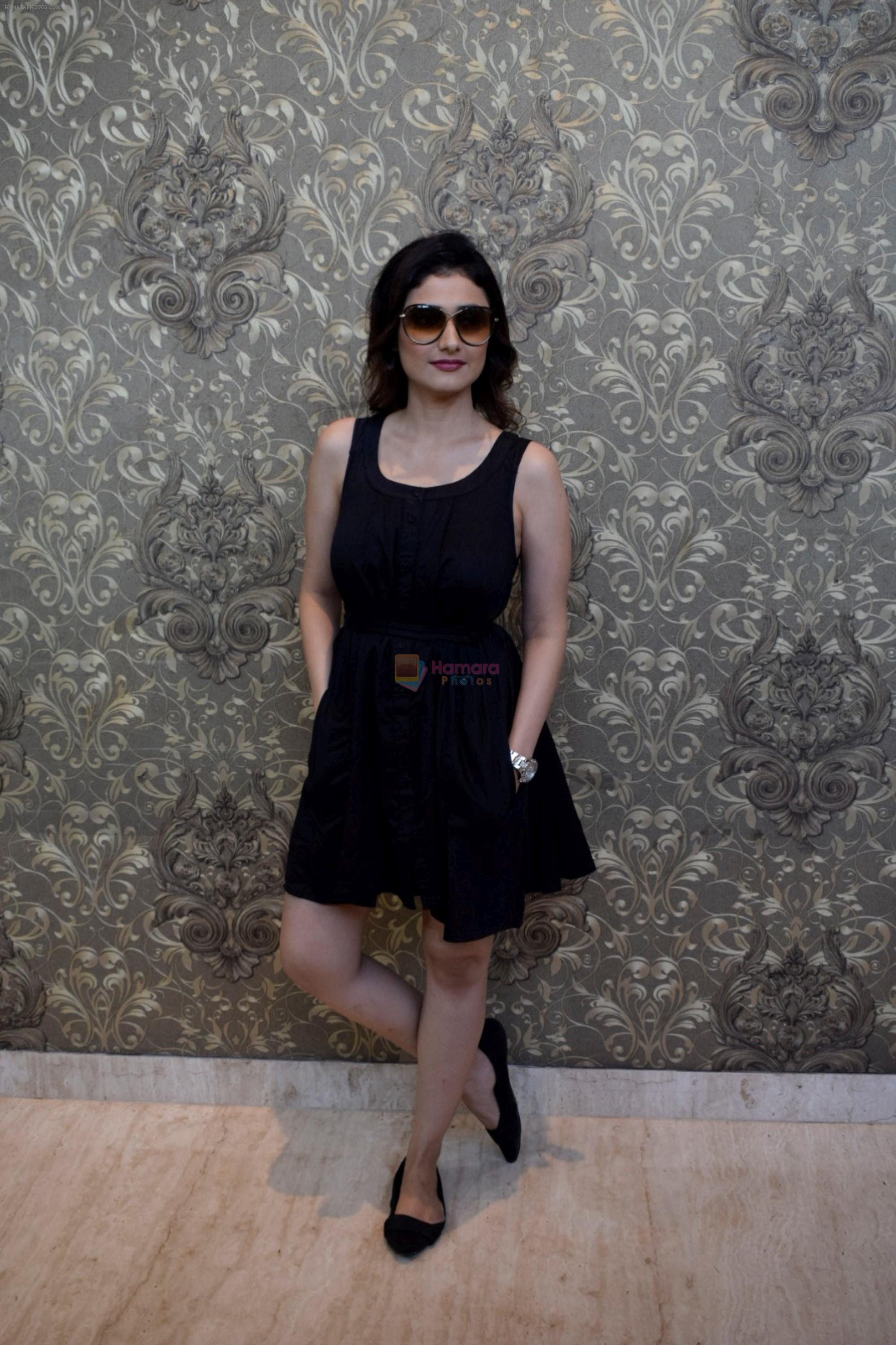 Ragini Khanna unveil A New Brand From Qutone Family on 16th Sept 2018