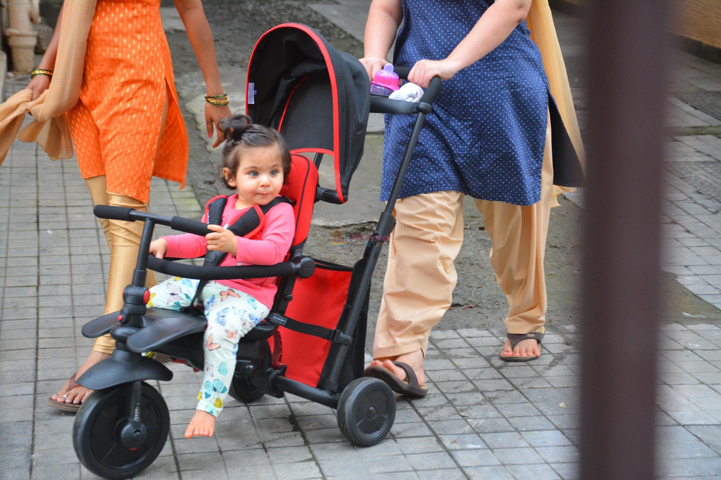 Inaya, Soha Ali Khan's daughter spotted at bandra on 21stSept 2018
