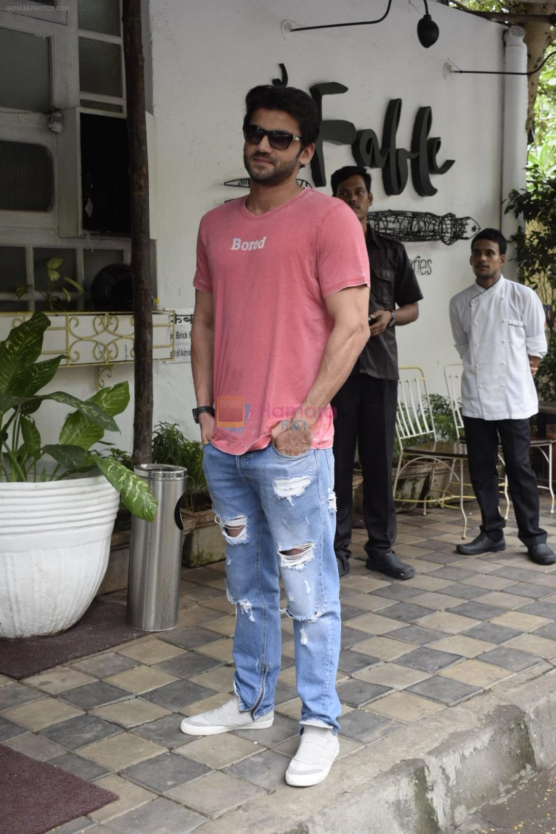 Zaheer Iqbal spotted at Fabel juhu on 21st Sept 2018