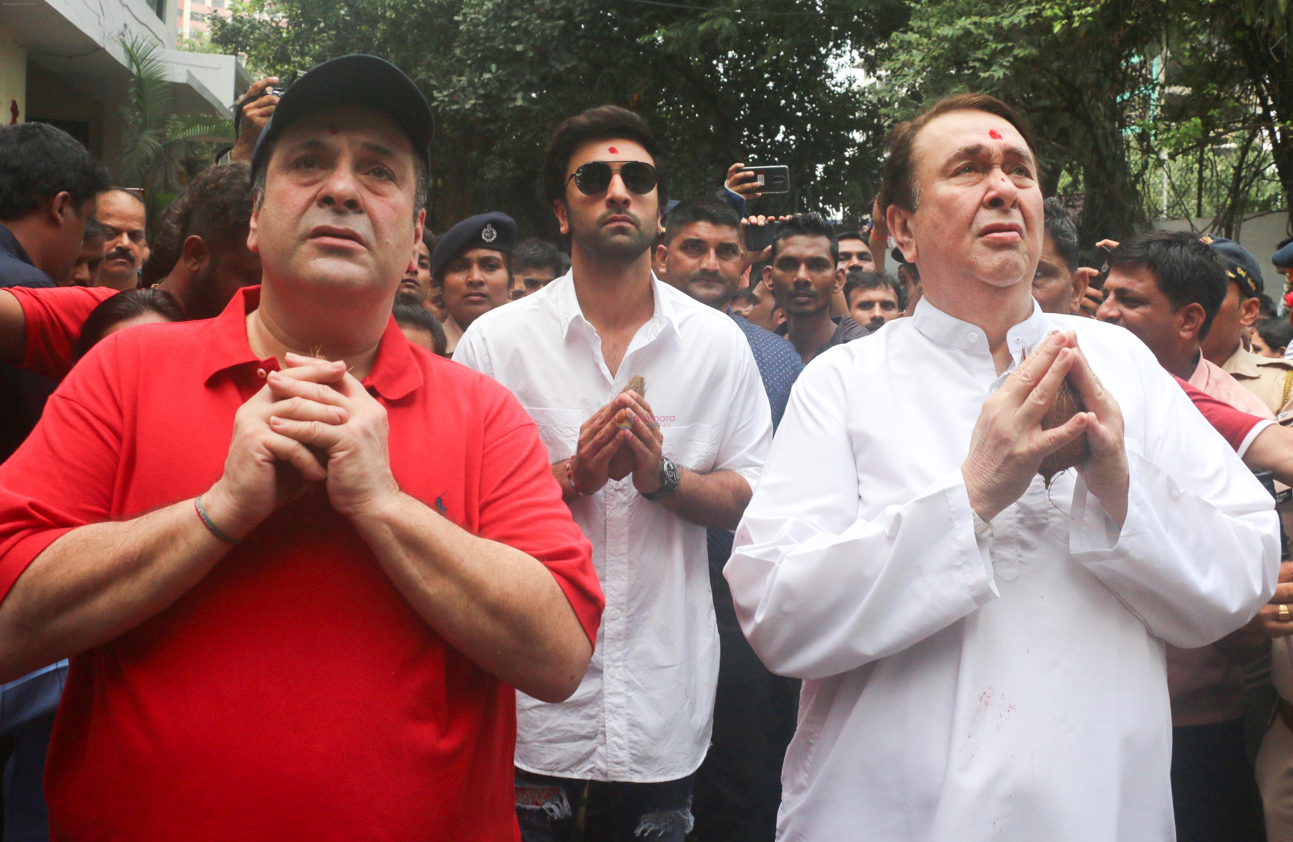 Ranbir Kapoor, Rajiv Kapoor, Randhir Kapoor At The RK Studio's Ganesha Immersion In Chembur on 23rd Sept 2018