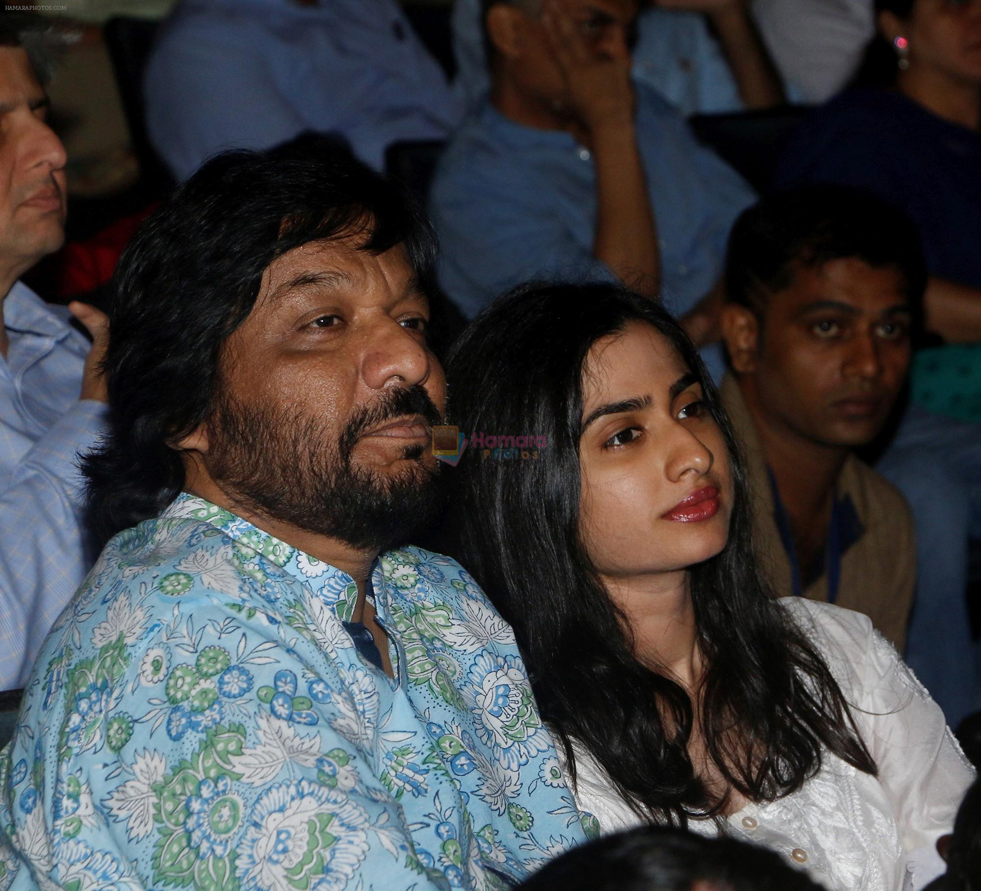 Roop Kumar Rathod with daughter Reewa at the release of Mothi Tichi Savli, a book on Lata Mangeshkar, penned by Meena Mangeshkar-Khadikar