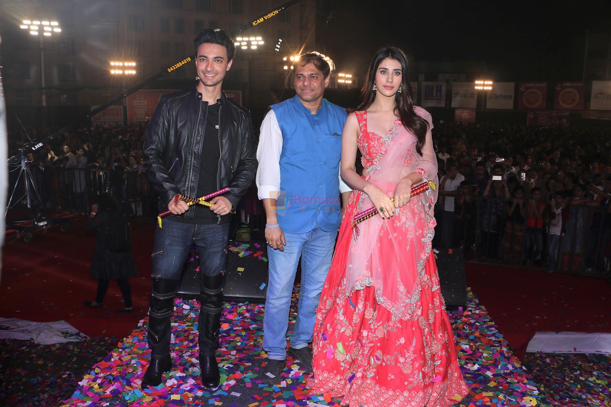 Aayush Sharma, Ameet Satam and Warina Hussain at Ameet Satam's Adarsh Navratri Utsav Day 1 at JVPD Grounds, Juhu