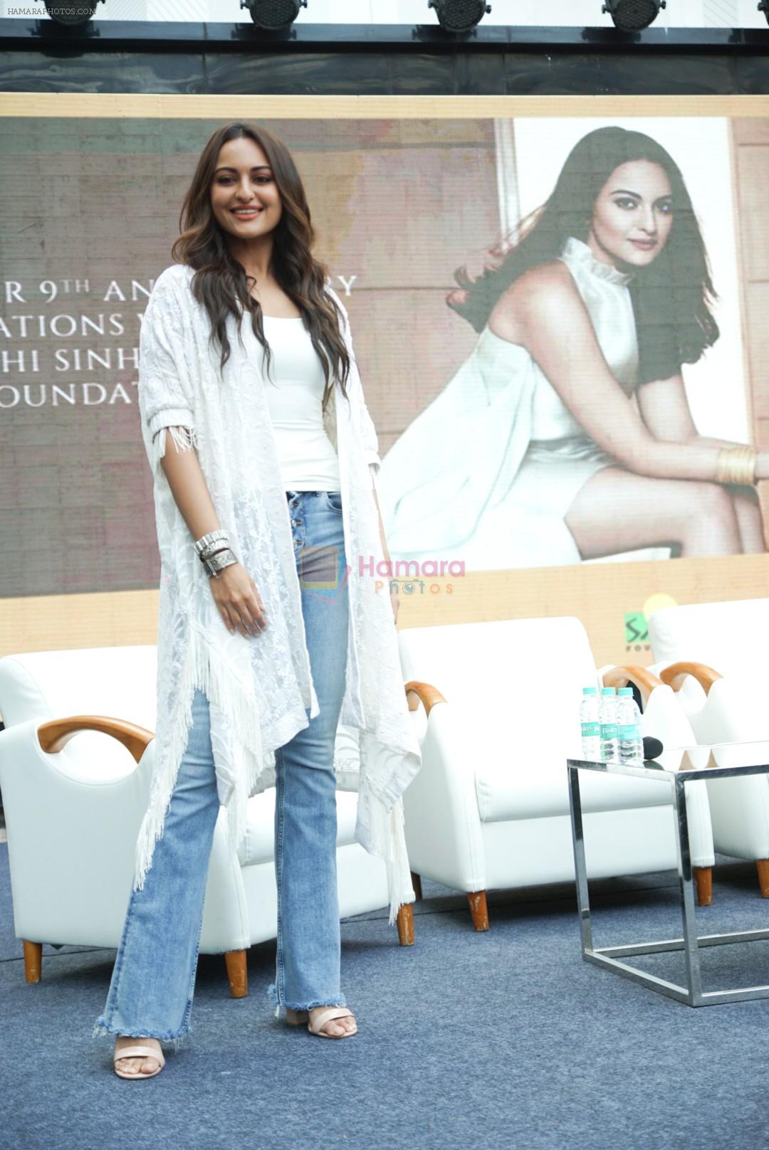 Sonakshi Sinha at the 9th anniversary celebration of Palladium lower parel on 9th Oct 2018