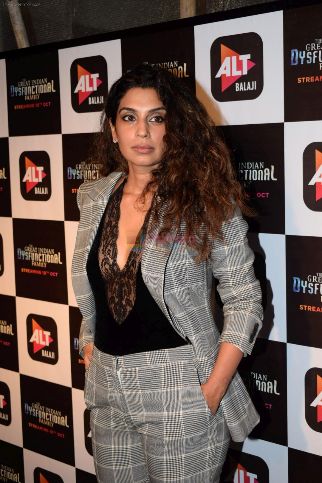 Masumeh Makhija at the Screening of Alt Balaji's new web series The Dysfunctional Family in Sunny Super Sound juhu on 10th Oct 2018