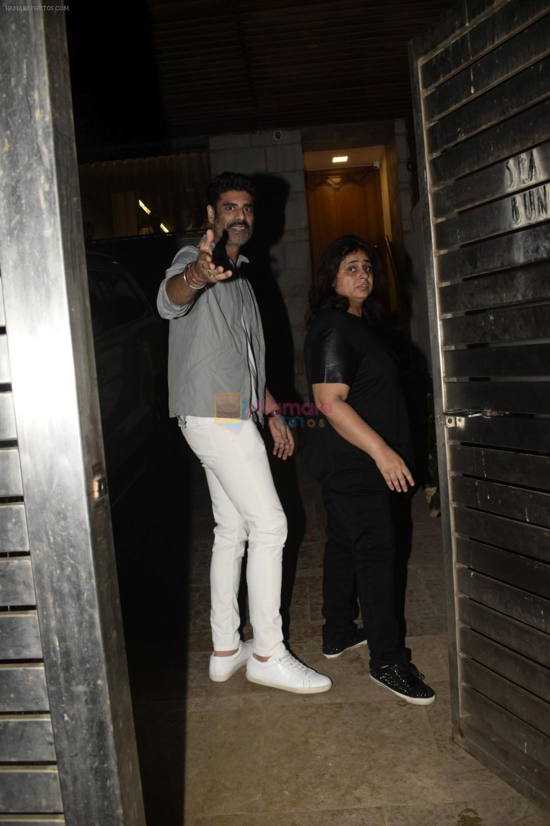Sikander Kher at Zoya Akhtar's birthday party in bandra on 14th Oct 2018