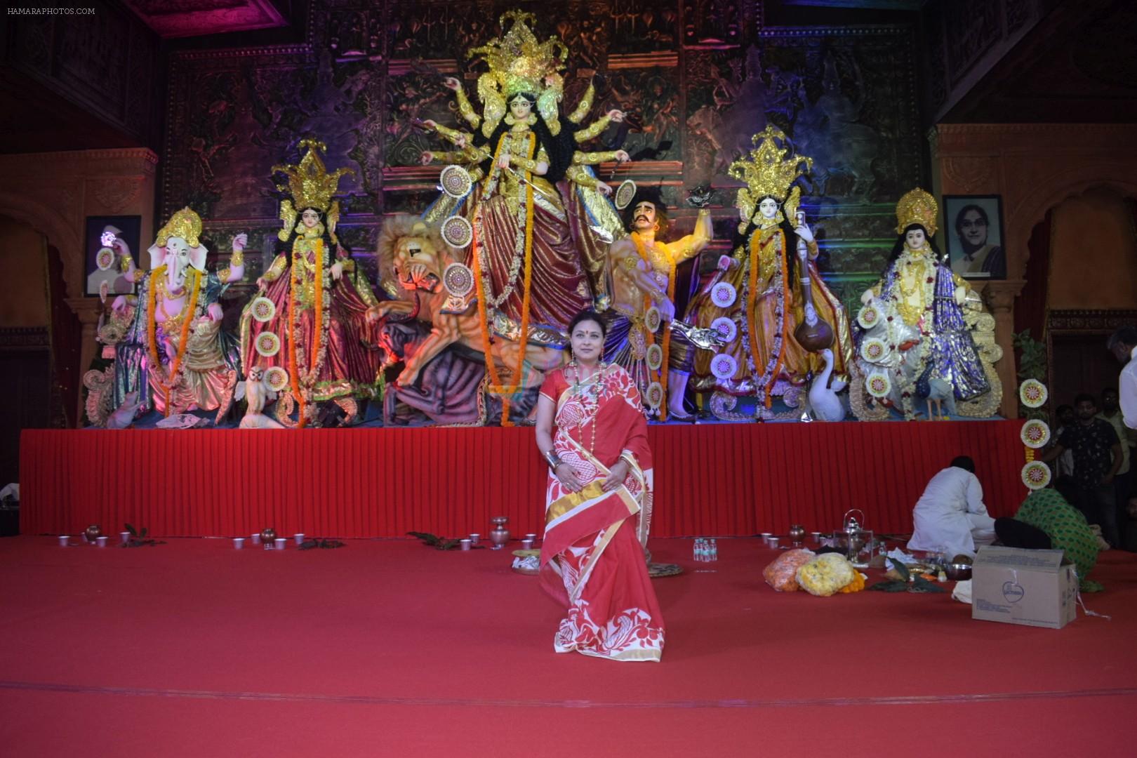 Sharbani mukharjee at Durga Puja in vile Parle on 16th Oct 2018
