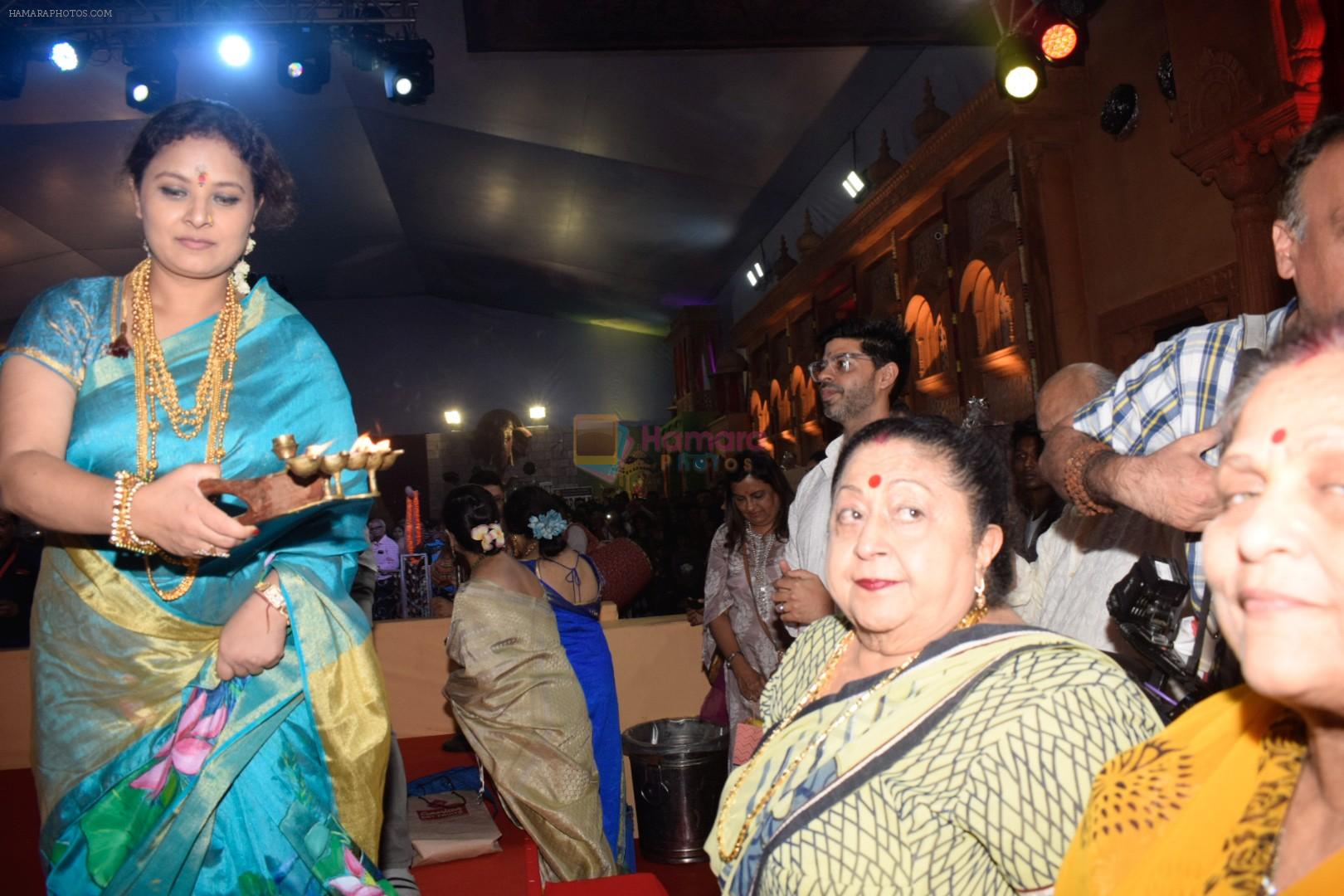 Sharbani Mukherjee At The North Bombay Sarbhojanik Durga Puja In Vile Parle on 18thOct 2018