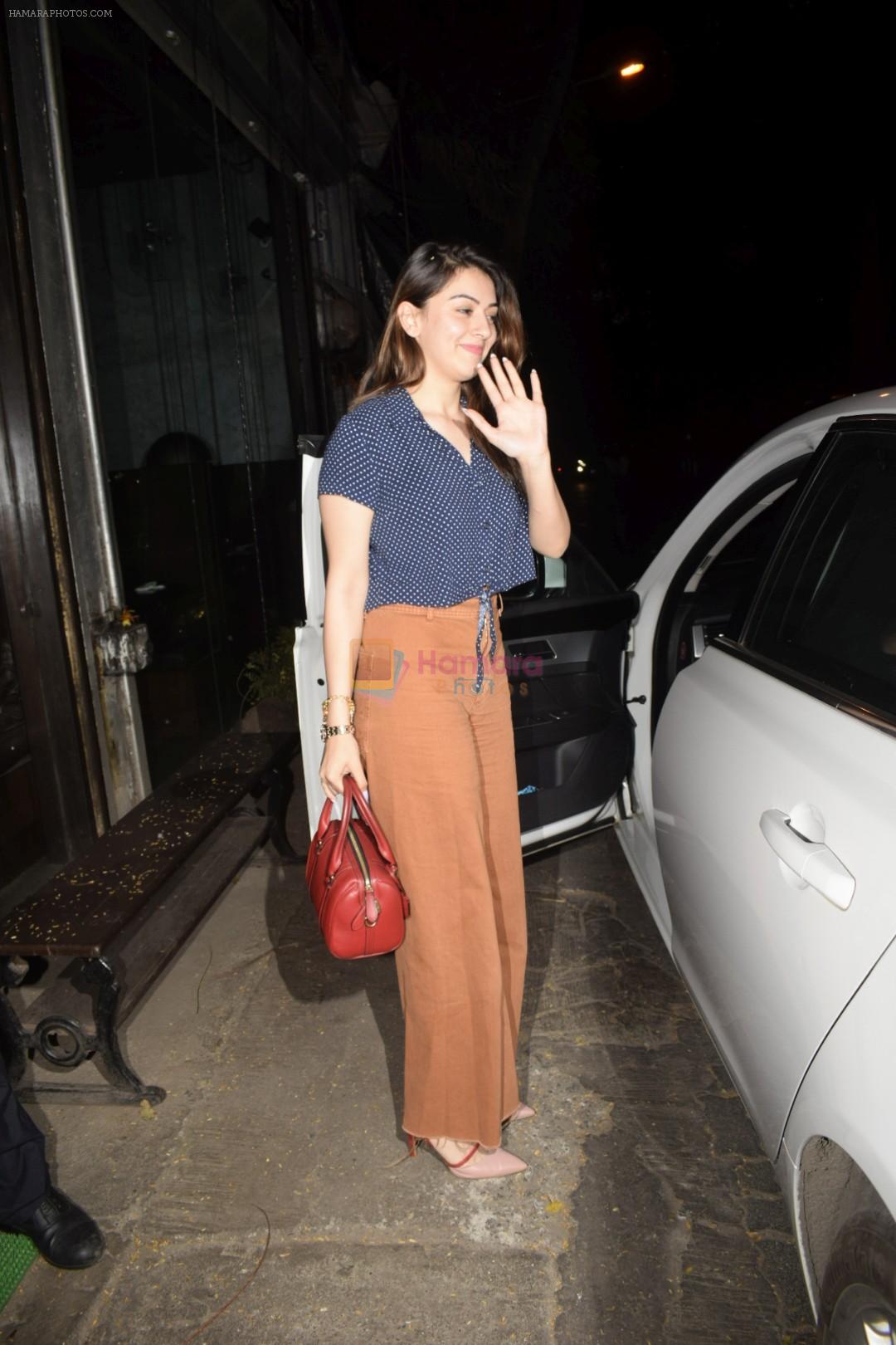 Hansika Motwane Spotted At Silver Beach Cafe In Juhu on 23rd Oct 2018