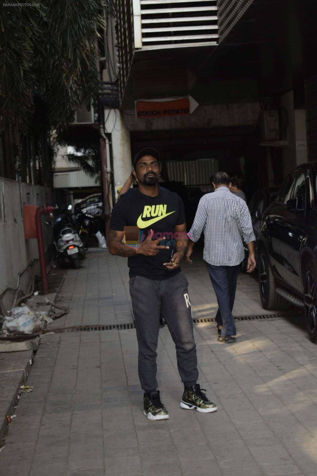 Remo Dsouza Spotted At Dance Class In Andheri on 23rd Oct 2018