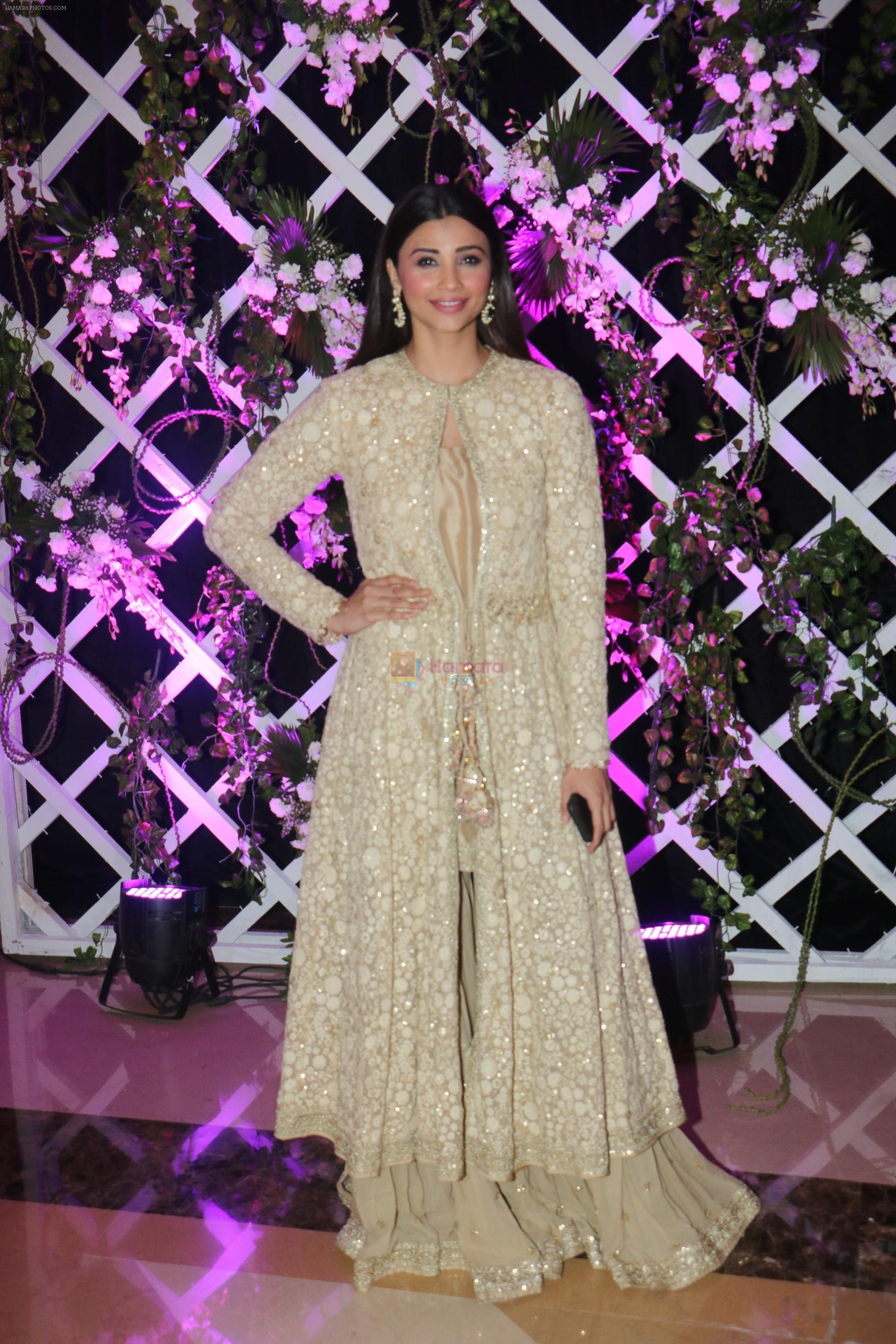 Daisy Shah walk The Ramp As ShowStopper For Designer Vikram Phadnis To Showcase Collection Shaadi on 24th Oct 2018