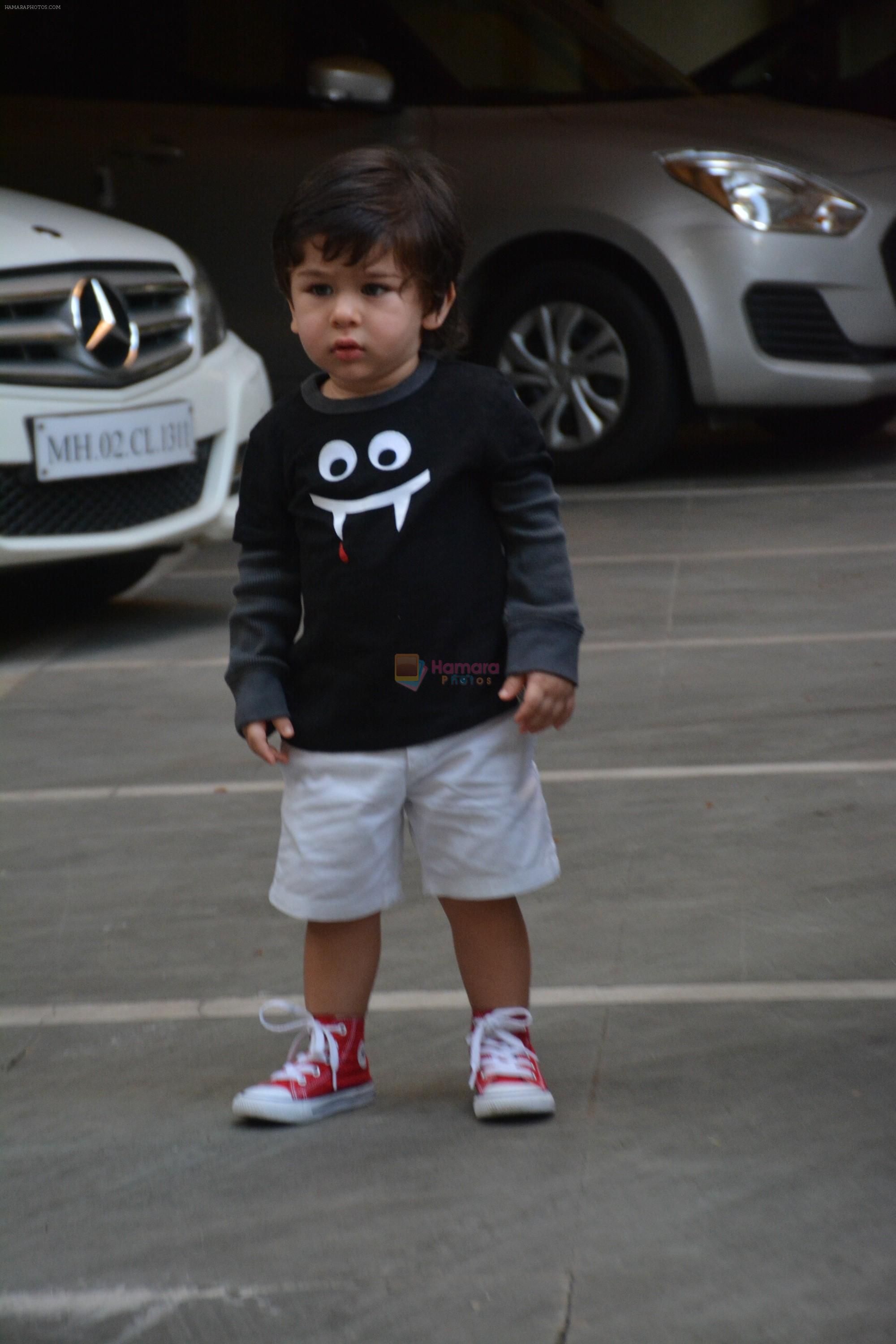 Taimur Ali Khan Spotted At Bandra on 31st Oct 2018
