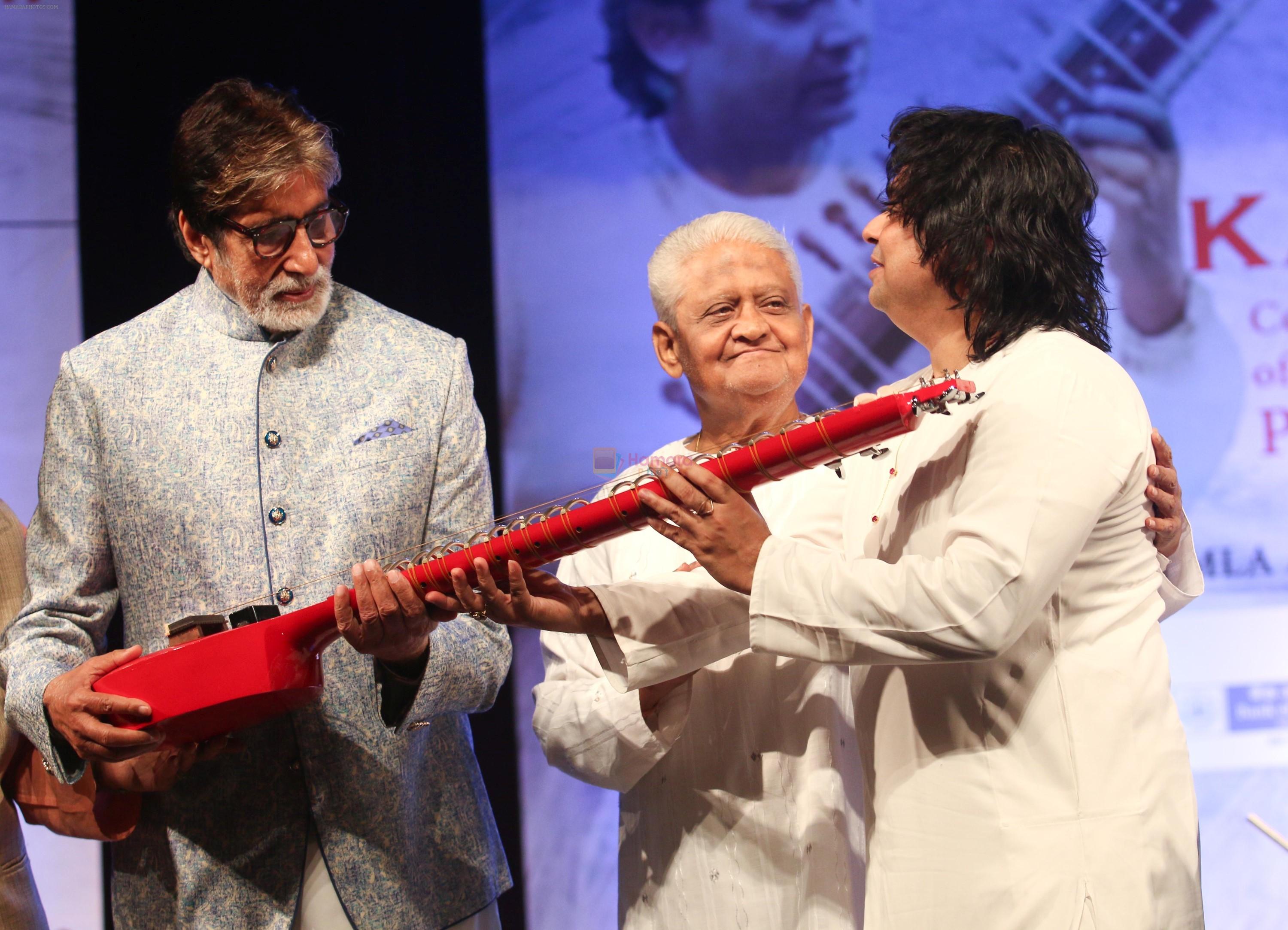 Amitabh Bachchan At The Launch Of The Kartick Kumar Foundation on 11th Nov 2018