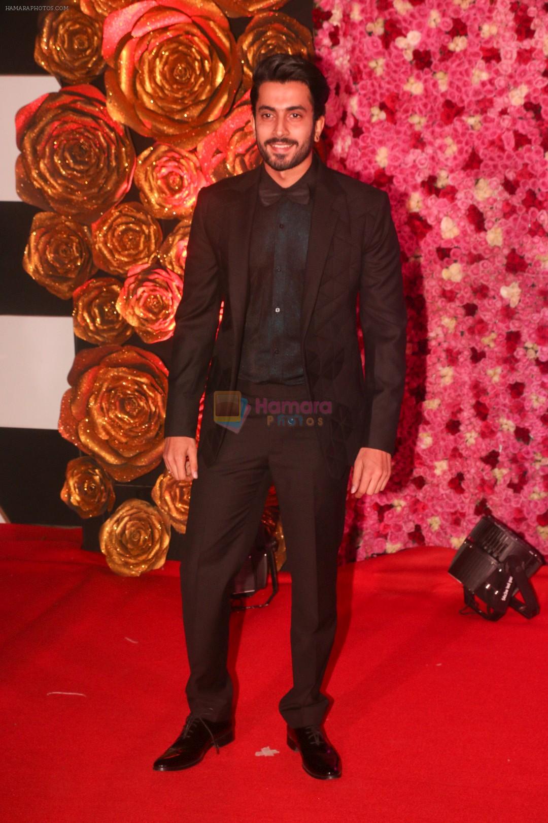 Sunny Singh Nijjar at the Red Carpet of Lux Golden Rose Awards 2018 on 18th Nov 2018