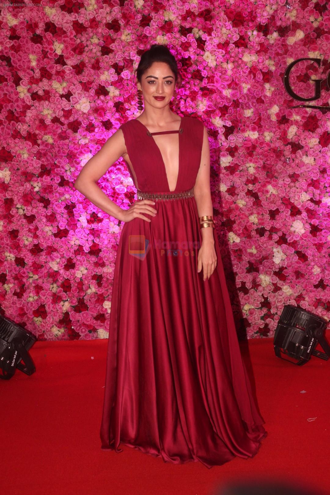 Sandeepa Dhar at the Red Carpet of Lux Golden Rose Awards 2018 on 18th Nov 2018
