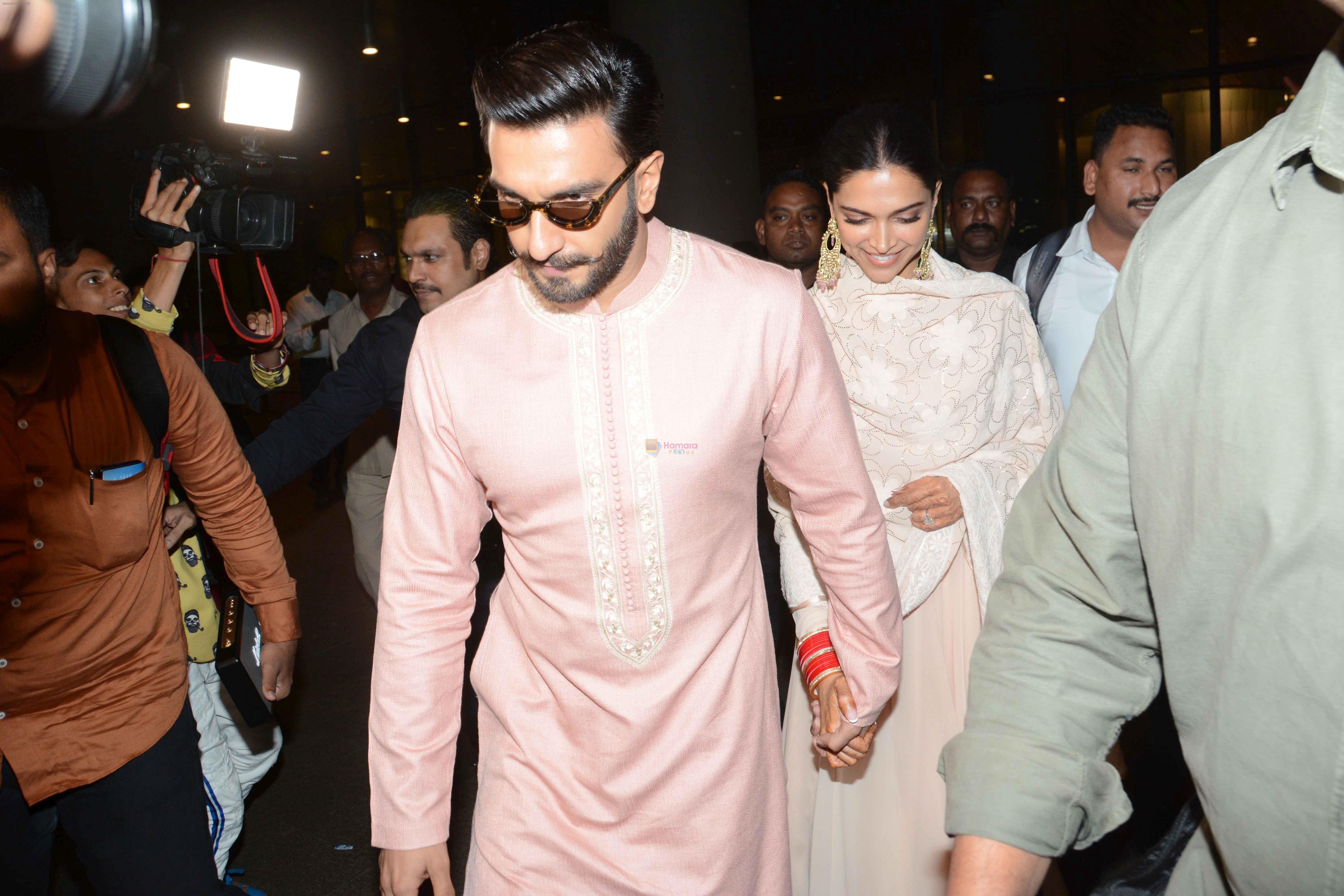 Ranveer Singh with his wife Deepika Padukone was spotted at International Airport, Andheri in Mumbai on 22nd Nov 2018