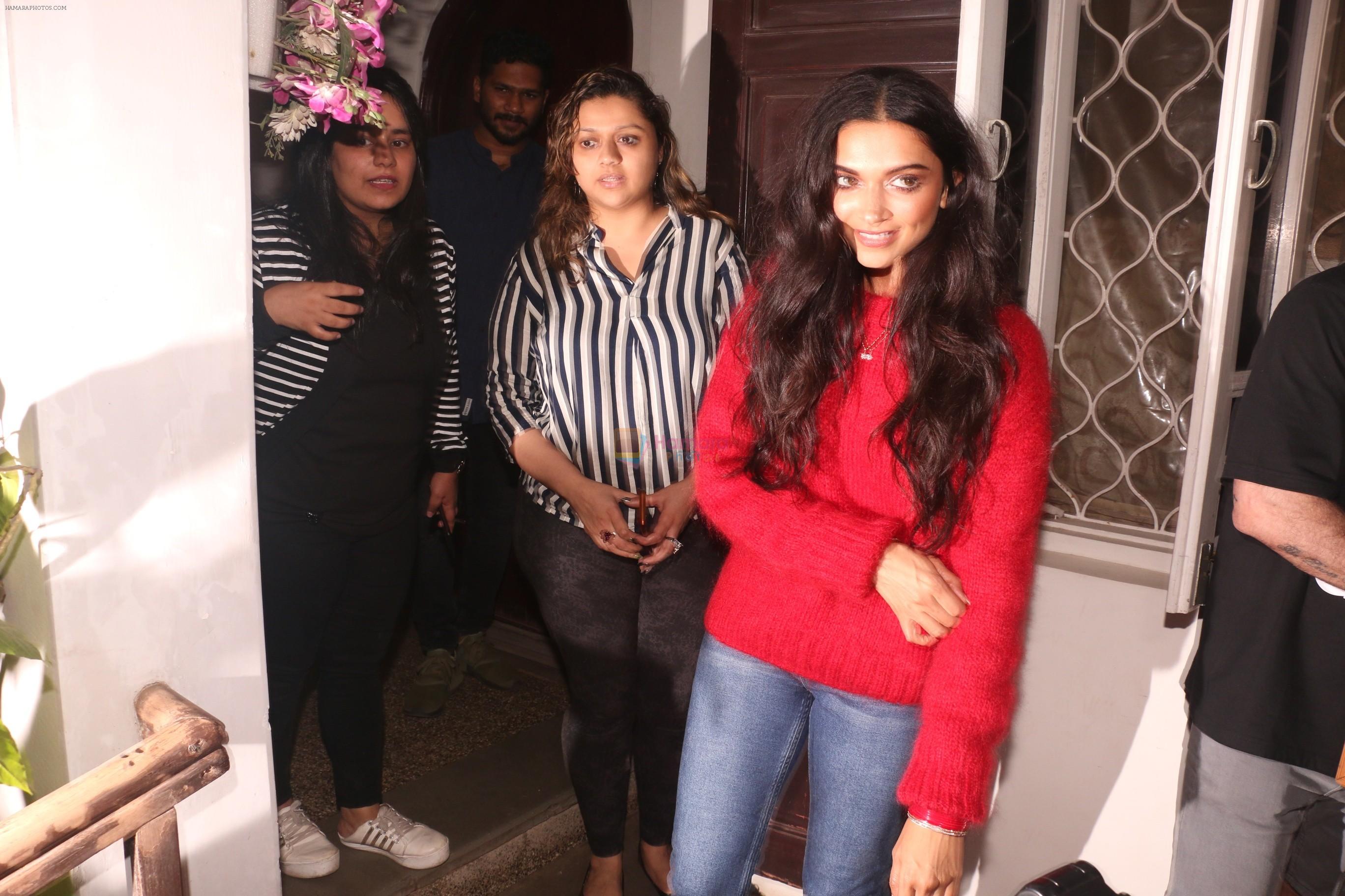 Deepika Padukone spotted at Krome studio in bandra on 8th Dec 2018