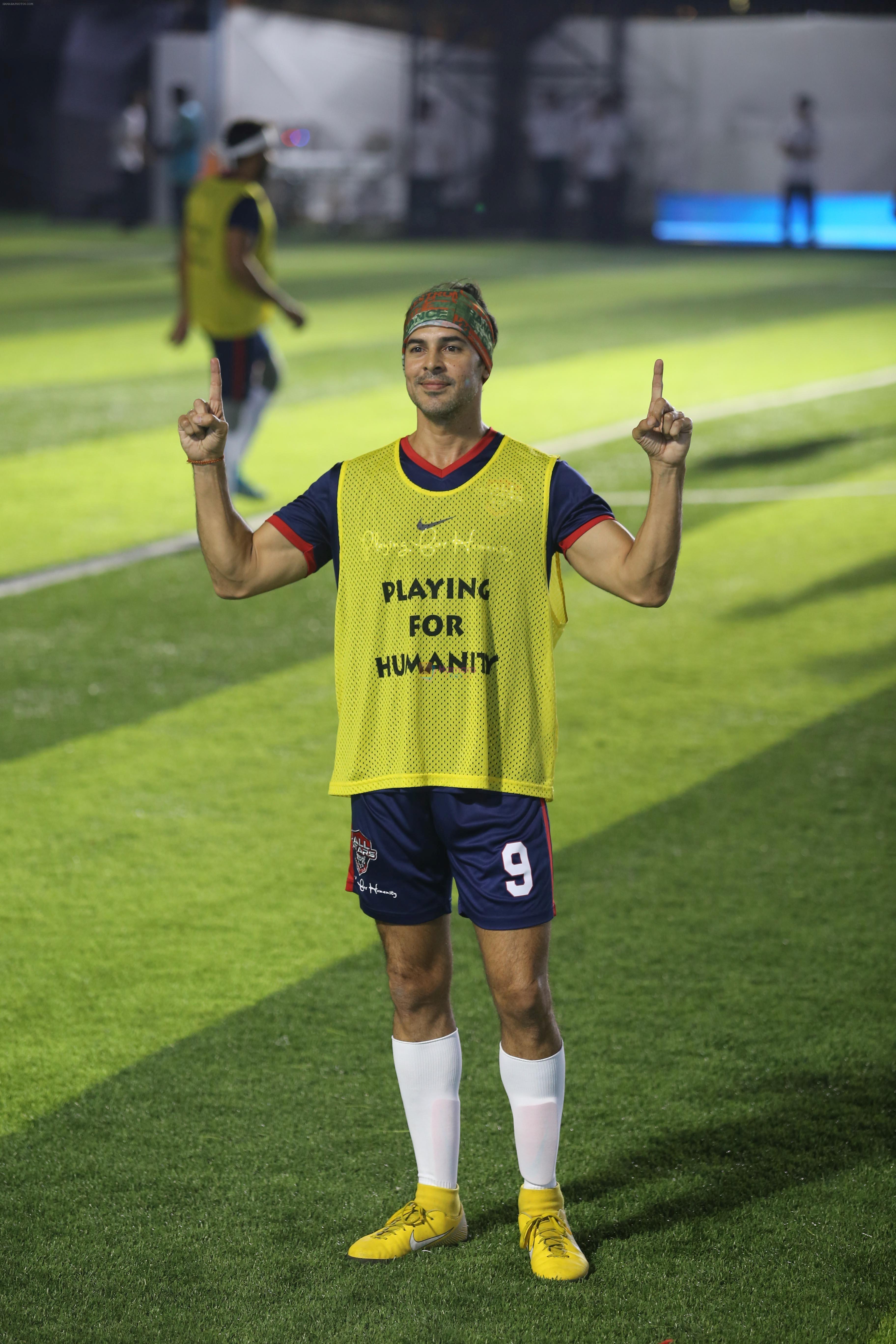 Dino Morea at Jamnabai Narsee Football Match in Jambai School Ground on 11th Dec 2018