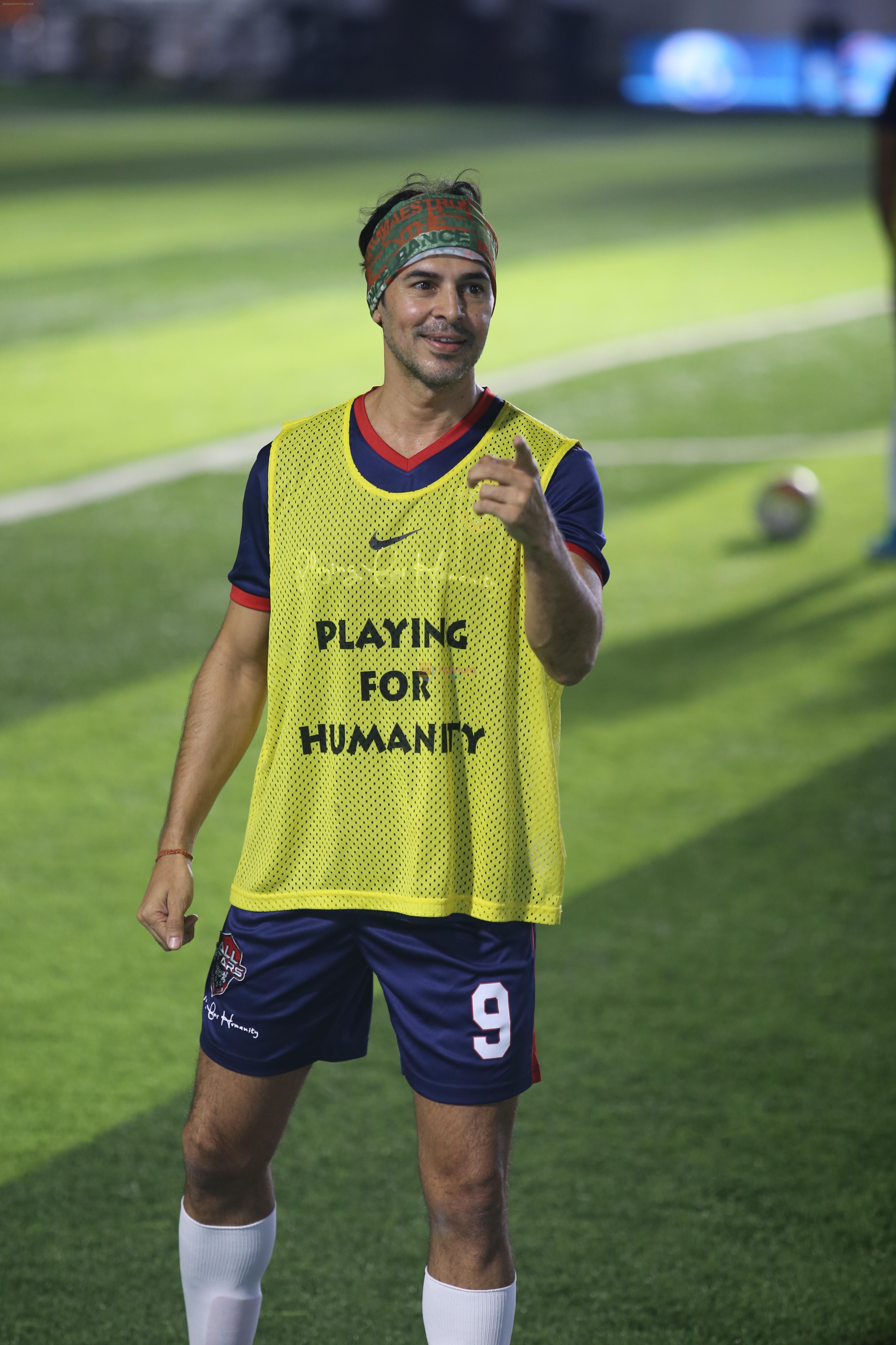 Dino Morea at Jamnabai Narsee Football Match in Jambai School Ground on 11th Dec 2018