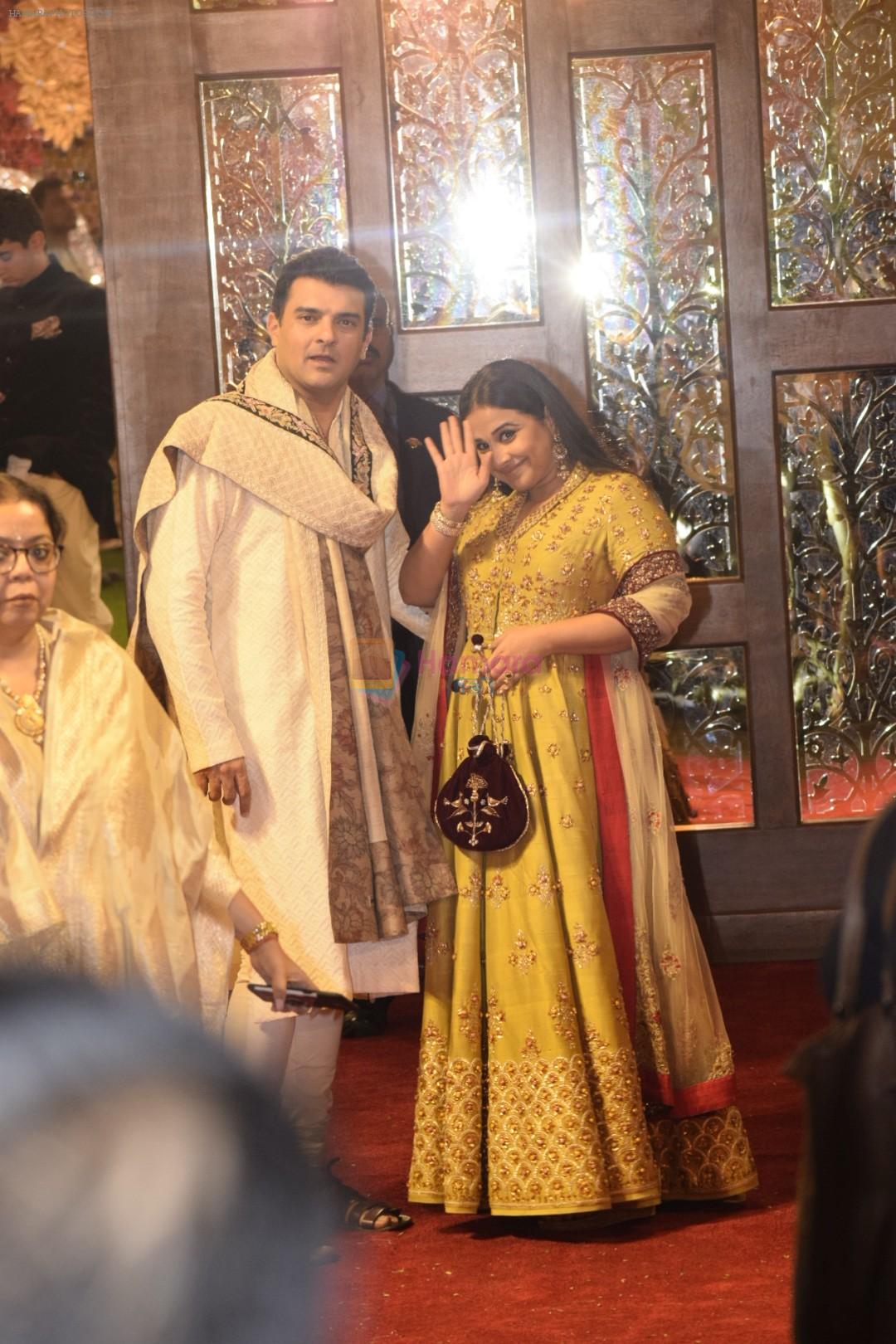 Vidya Balan, Siddharth Roy Kapoor  at Isha Ambani and Anand Piramal's wedding on 12th Dec 2018