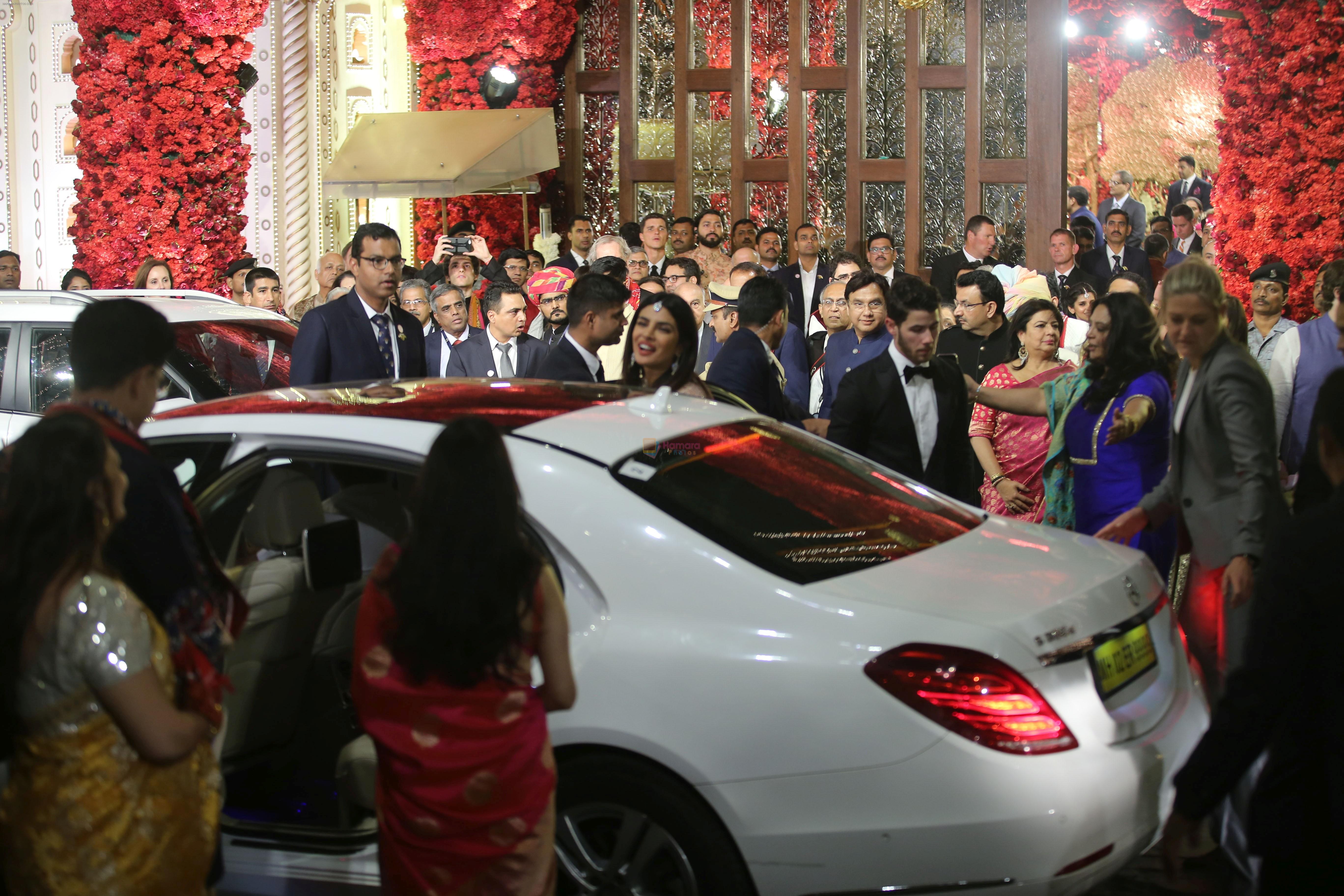 at Isha Ambani and Anand Piramal's wedding on 12th Dec 2018