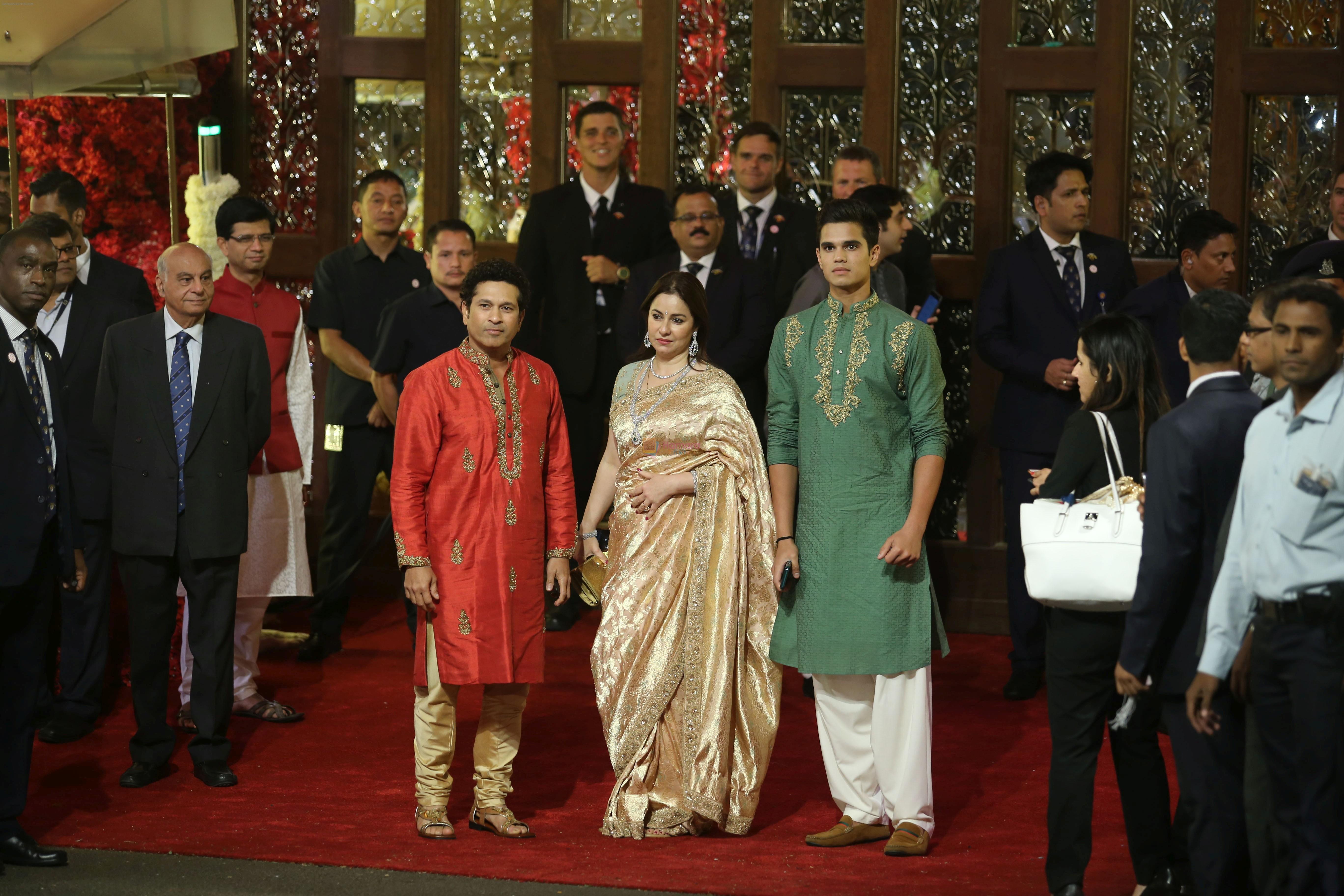 Sachin Tendulkar at Isha Ambani and Anand Piramal's wedding on 12th Dec 2018