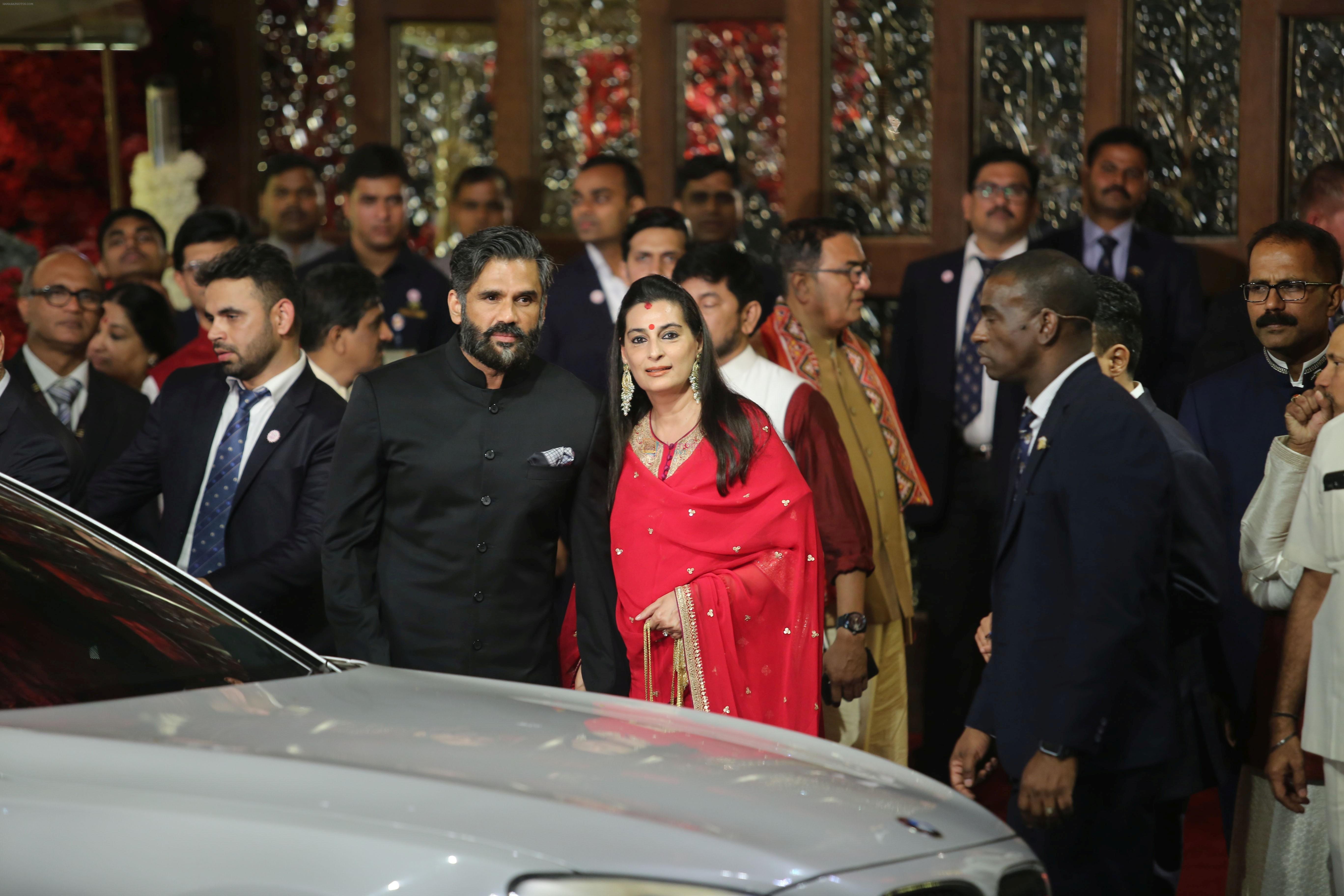 Sunil Shetty at Isha Ambani and Anand Piramal's wedding on 12th Dec 2018