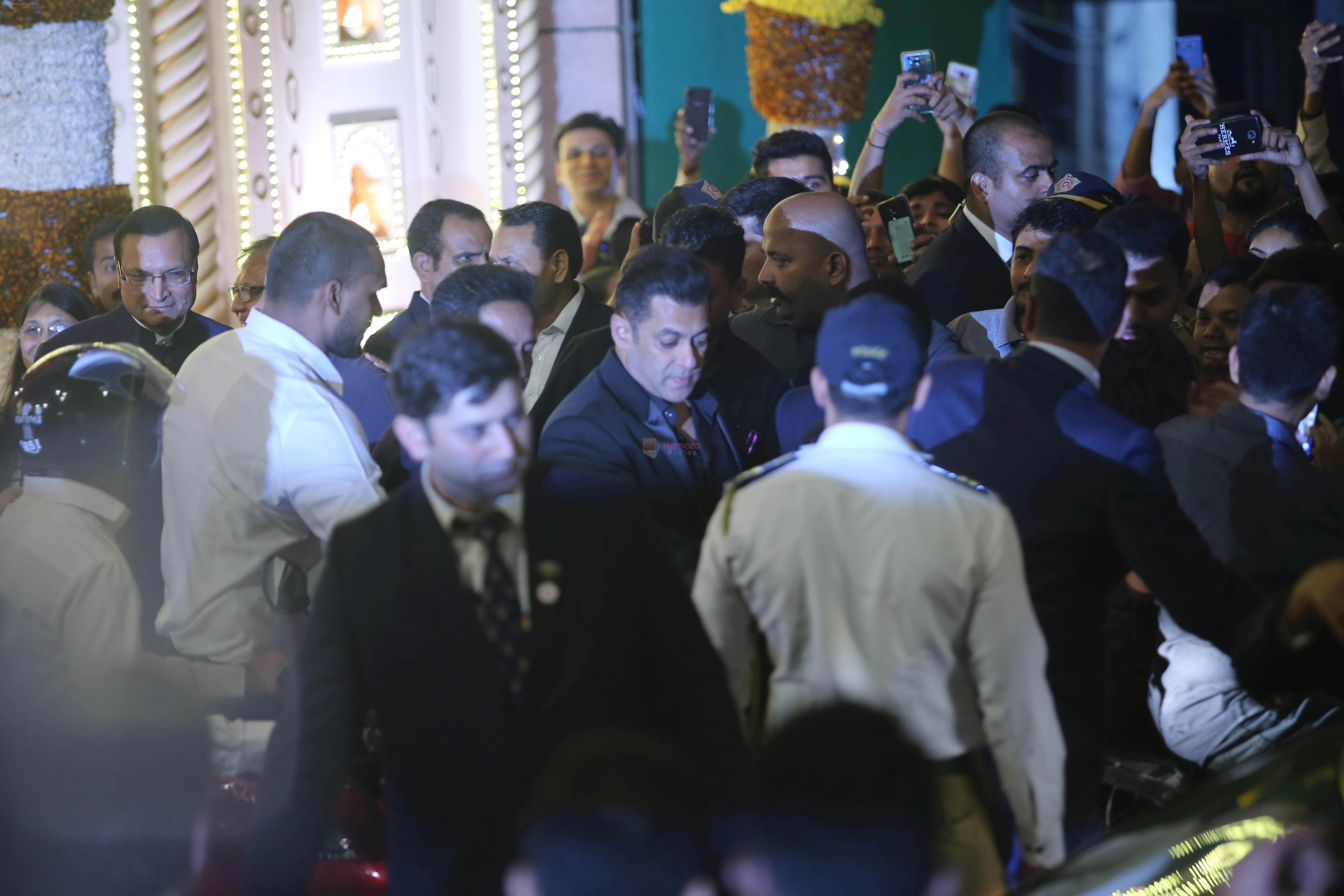 Salman Khan at Isha Ambani and Anand Piramal's wedding on 12th Dec 2018