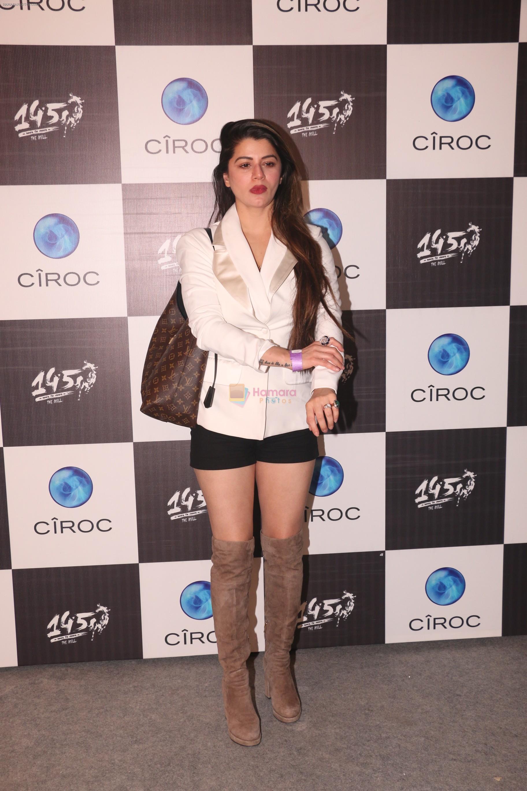 Kainaat Arora at the Launch of 145 The Mills restaurant in kamala mills lower parel on 16th Dec 2018