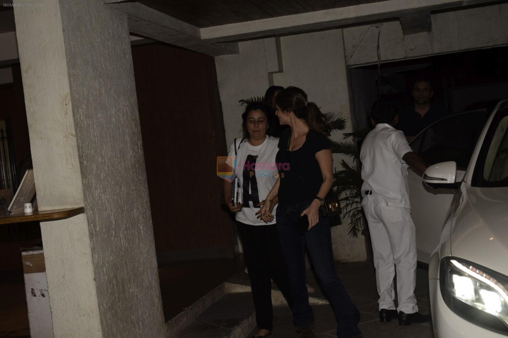 Shrishti Behl & Sussanne Khan spotted at Sonali bandre's house in juhu on 16th Dec 2018