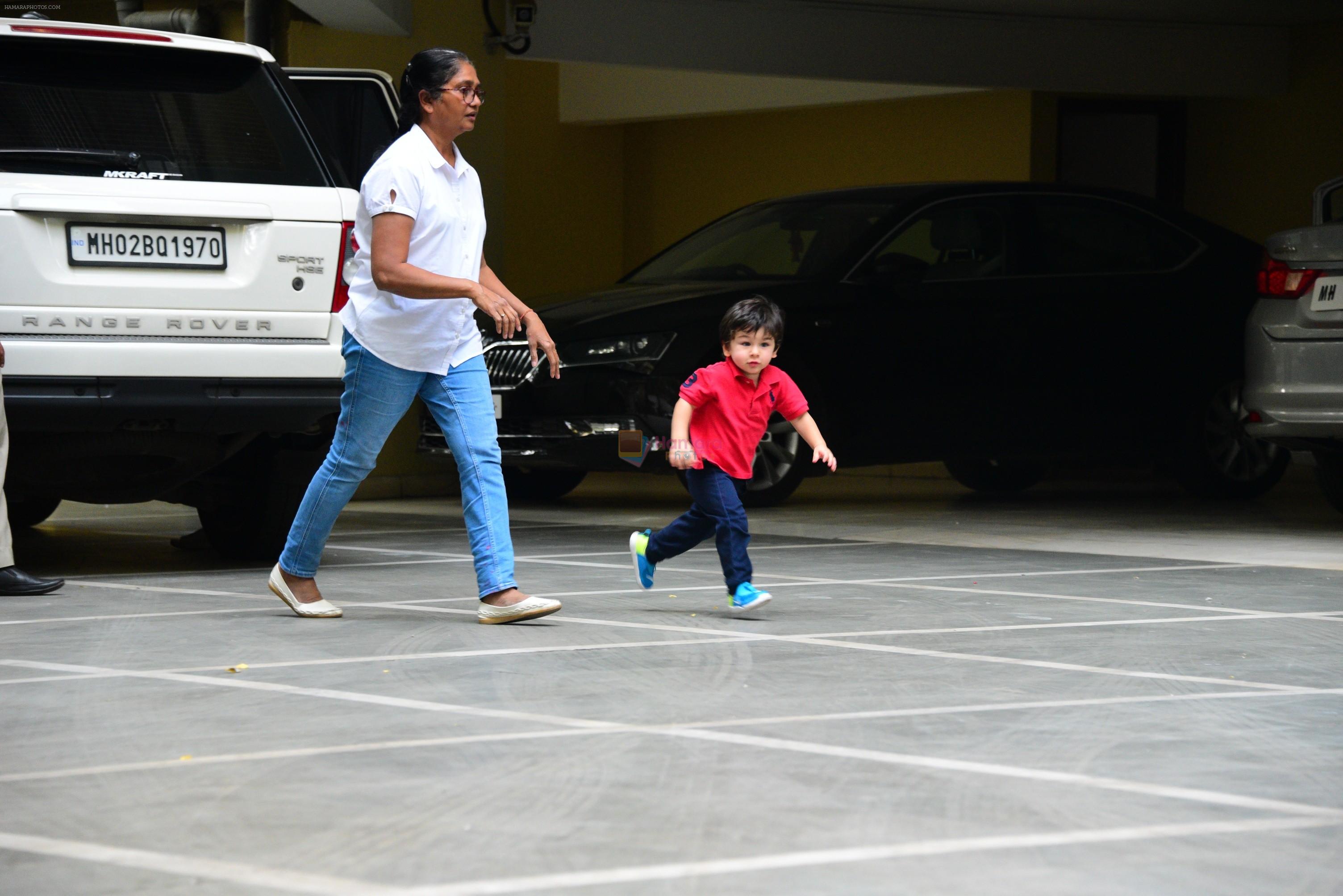 Taimur spotted at play school in bandra on 14th Jan 2019