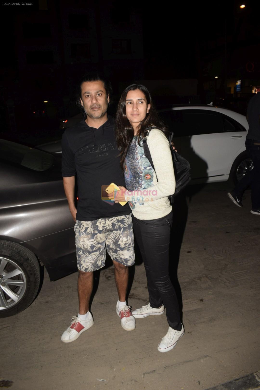 Abhishek Kapoor With Wife Pragya Spotted At Soho House Juhu on 14th Jan 2019