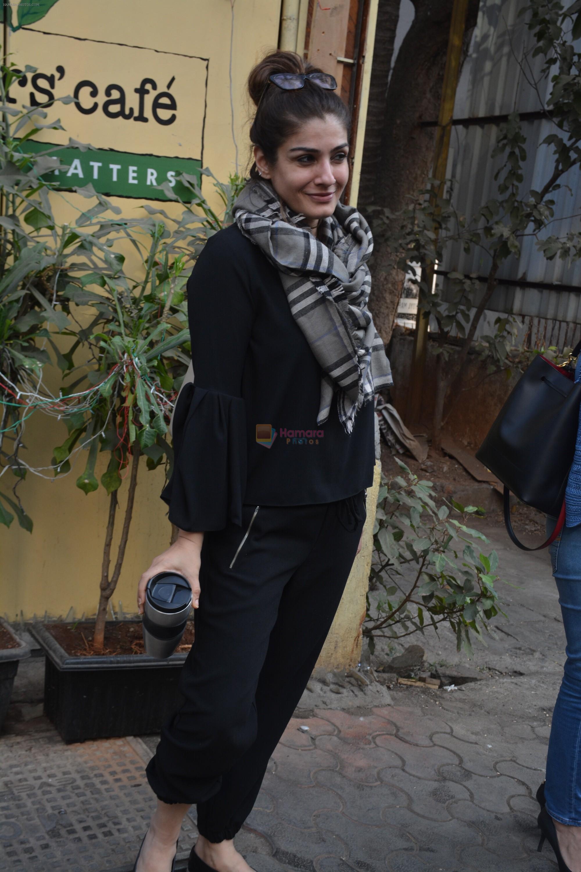 Raveena Tandon spotted at farmer's cafe Bandra on 14th Jan 2019