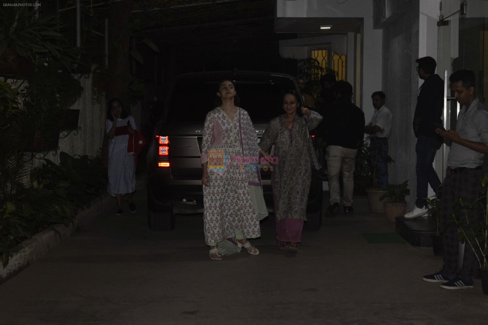 Alia Bhatt, Soni Razdan at Uri Screening in Sunny Sound Juhu on 18th Jan 2019