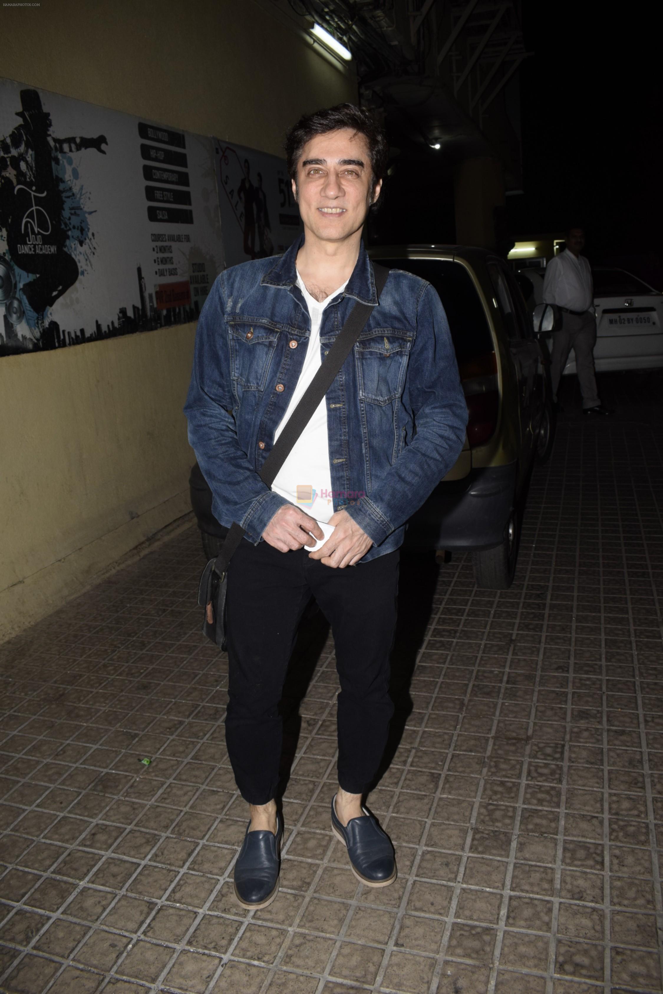Faisal Khan Spotted At Pvr Juhu on 26th Jan 2019