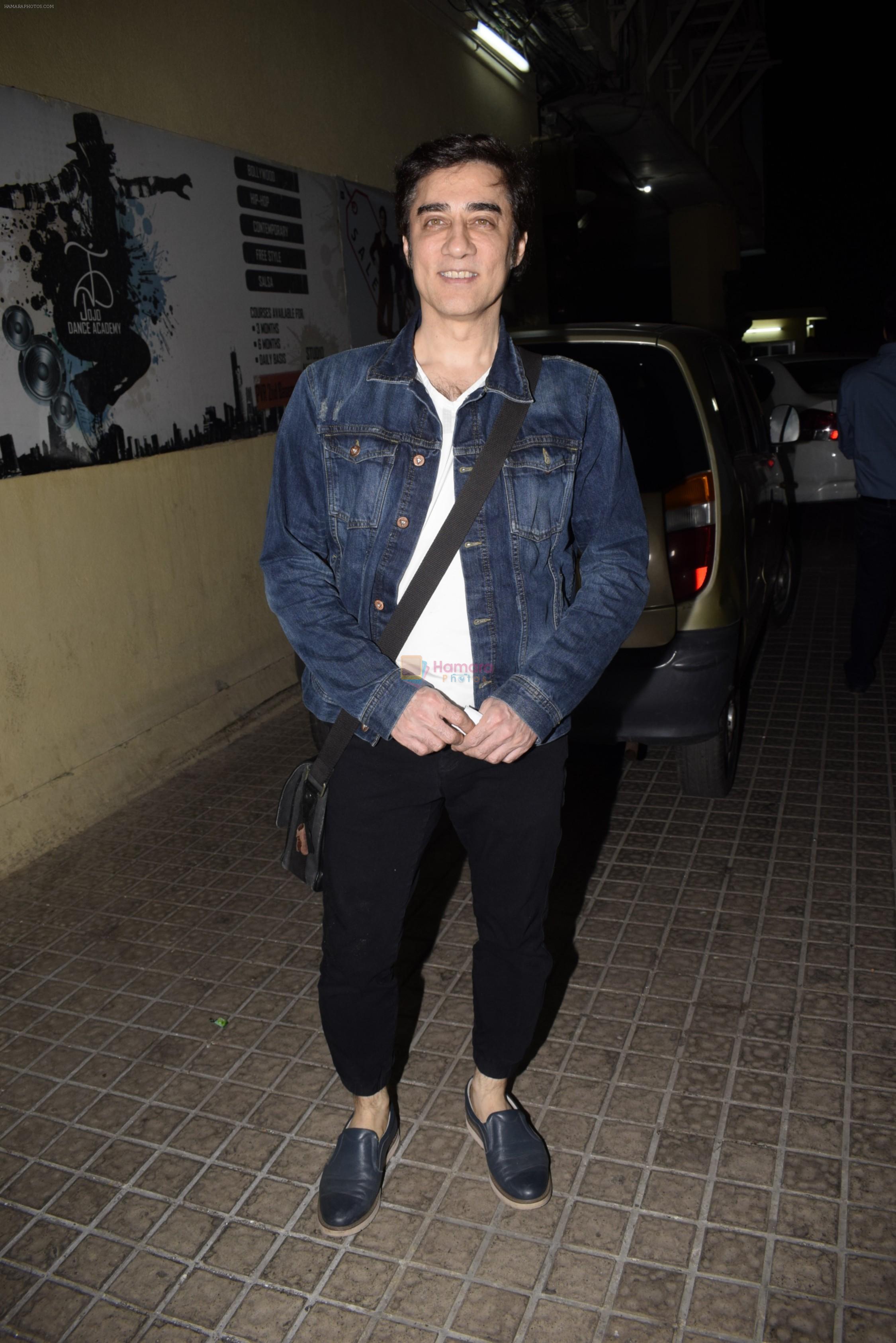 Faisal Khan Spotted At Pvr Juhu on 26th Jan 2019