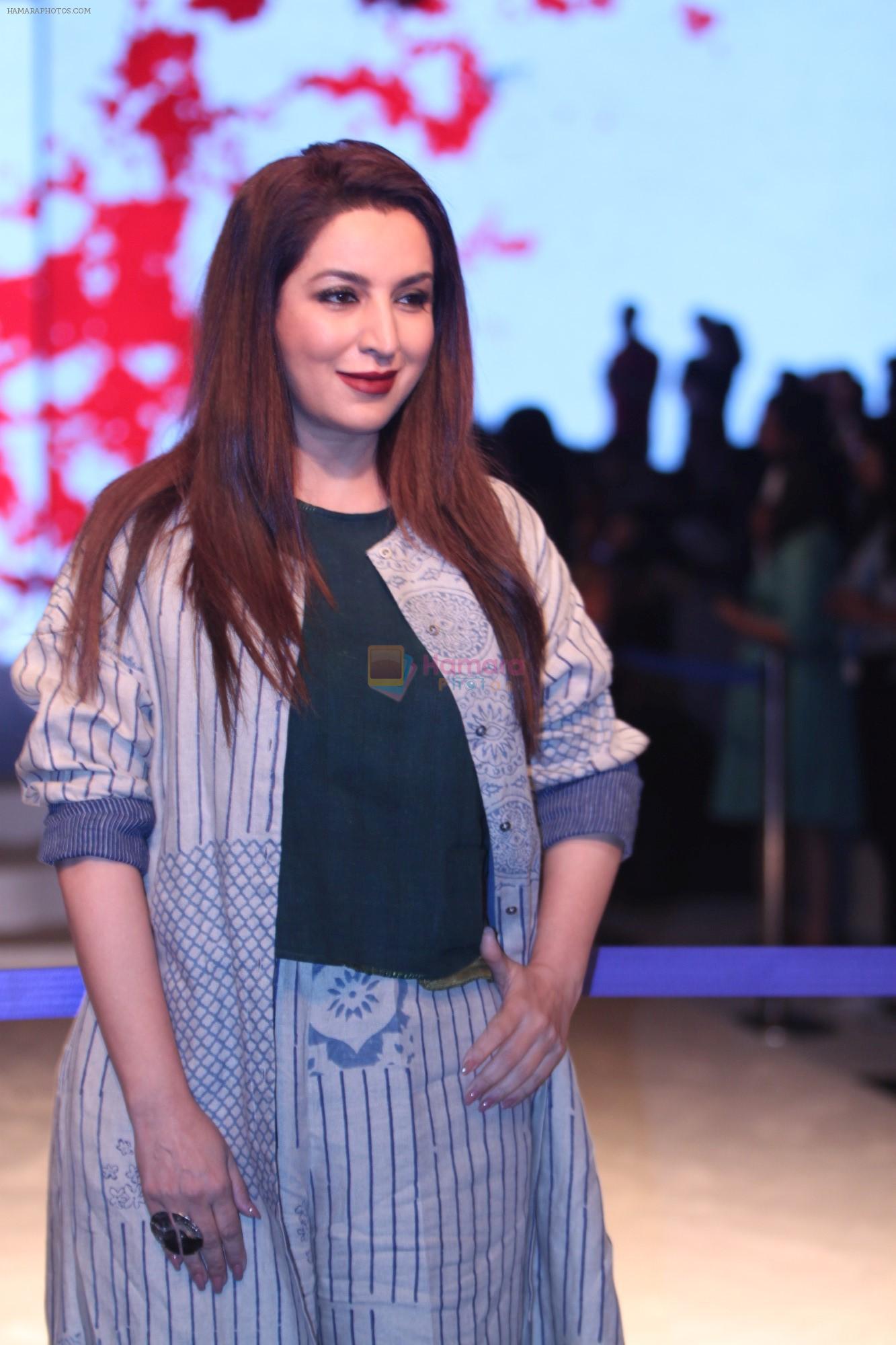 Tisca Chopra at Anavila Fashion Show on 2nd Feb 2019