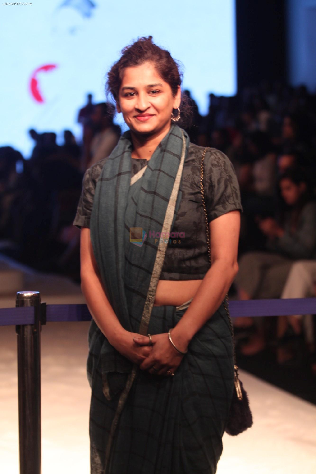 Gauri Shinde at Anavila Fashion Show on 2nd Feb 2019