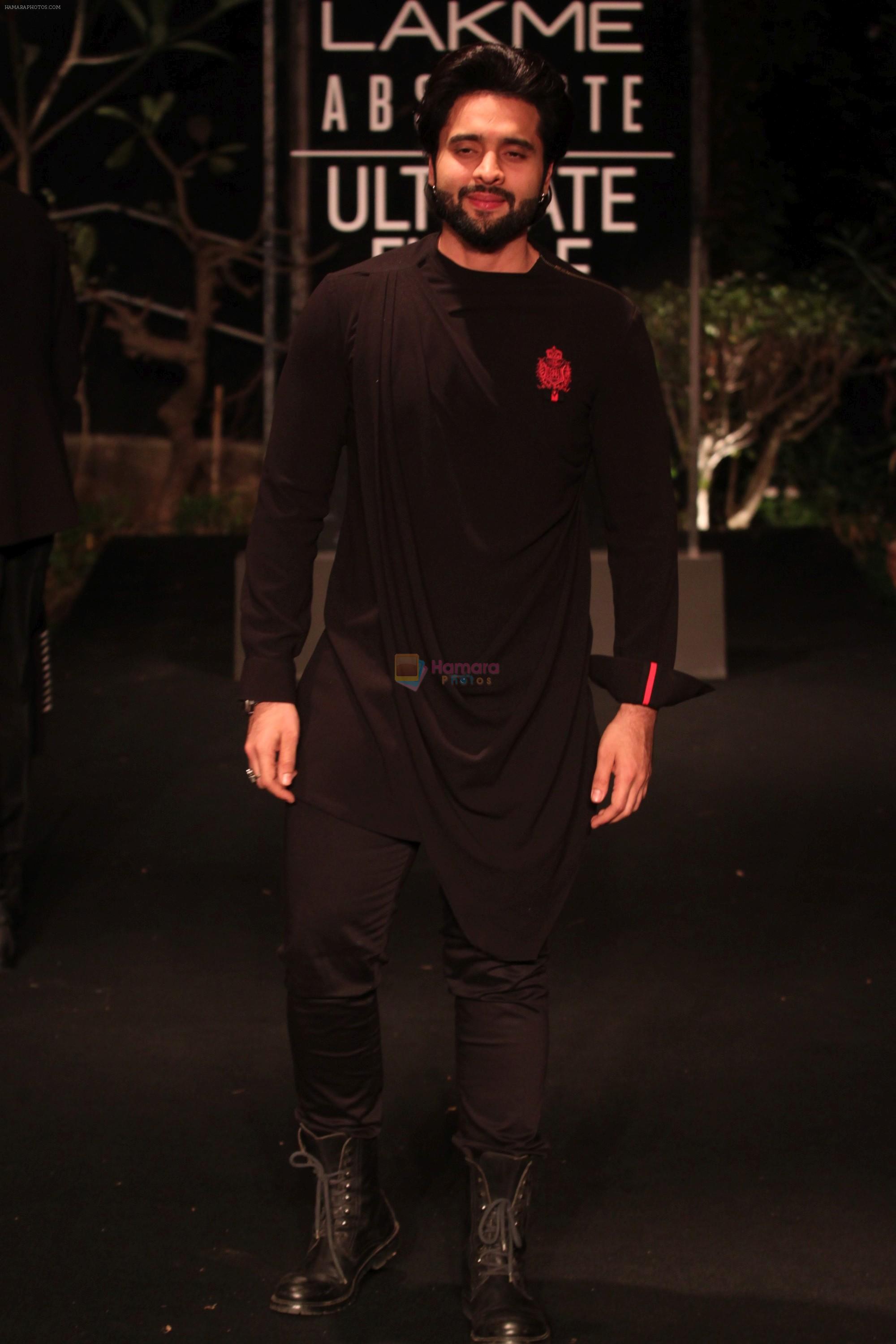 Jackky Bhagnani on Day 5 at Lakme Fashion Week 2019  on 3rd Feb 2019