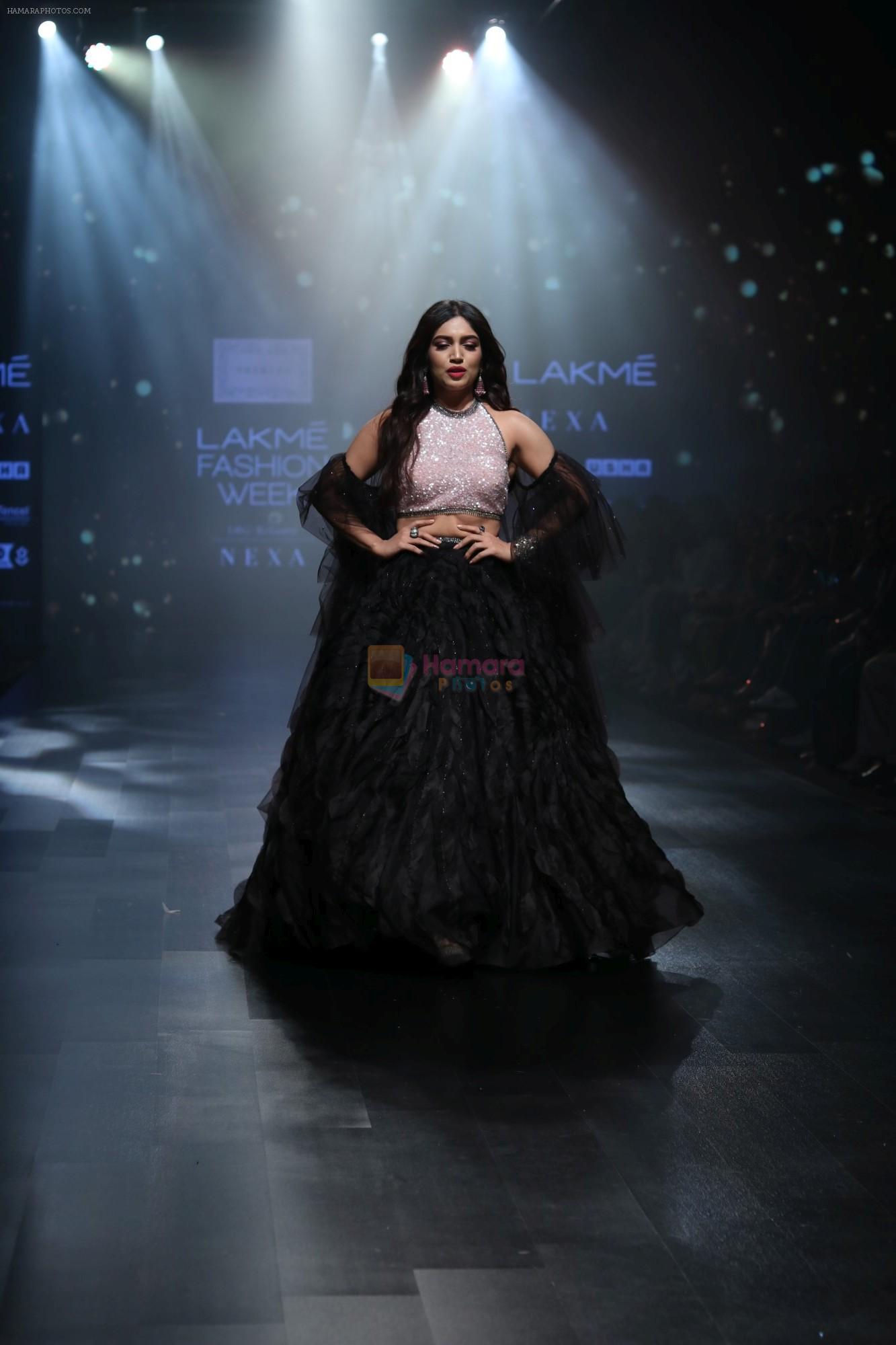 Bhumi Pednekar walk the ramp for Shehla Khan at Lakme Fashion Week 2019  on 3rd Feb 2019