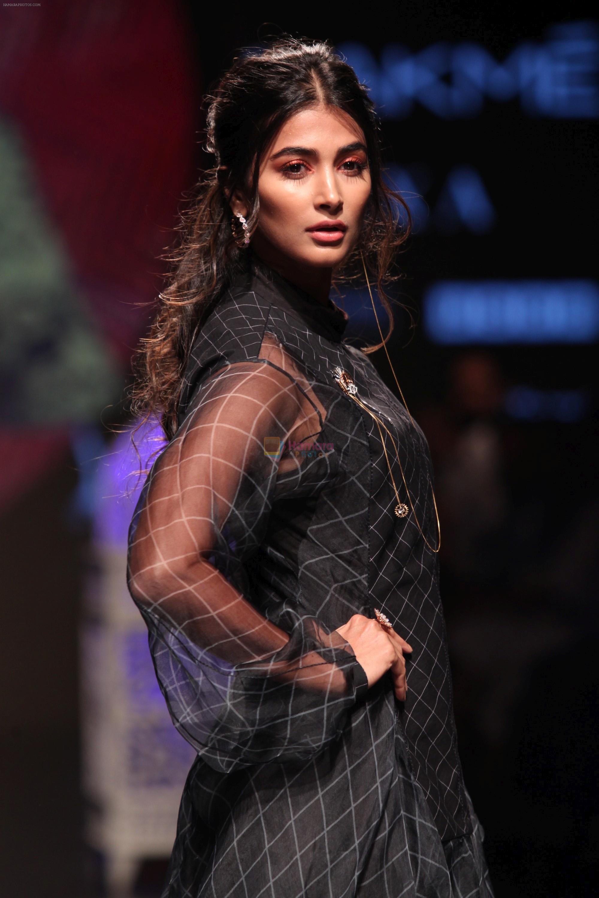 Pooja Hegde at Lakme Fashion Week 2019 Day 2 on 2nd Feb 2019