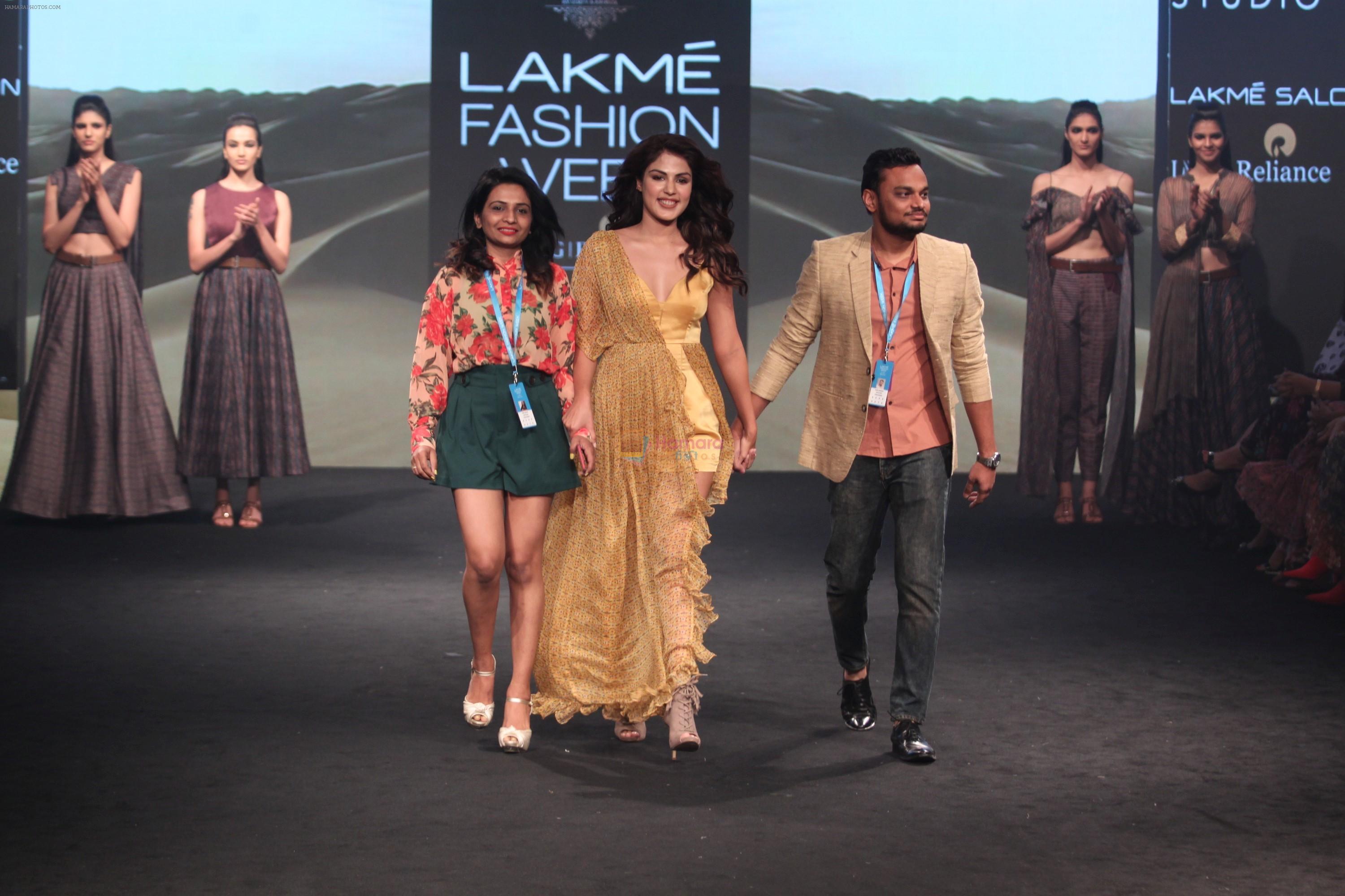 Rhea Chakraborty at Lakme Fashion Week 2019 on 2nd Feb 2019